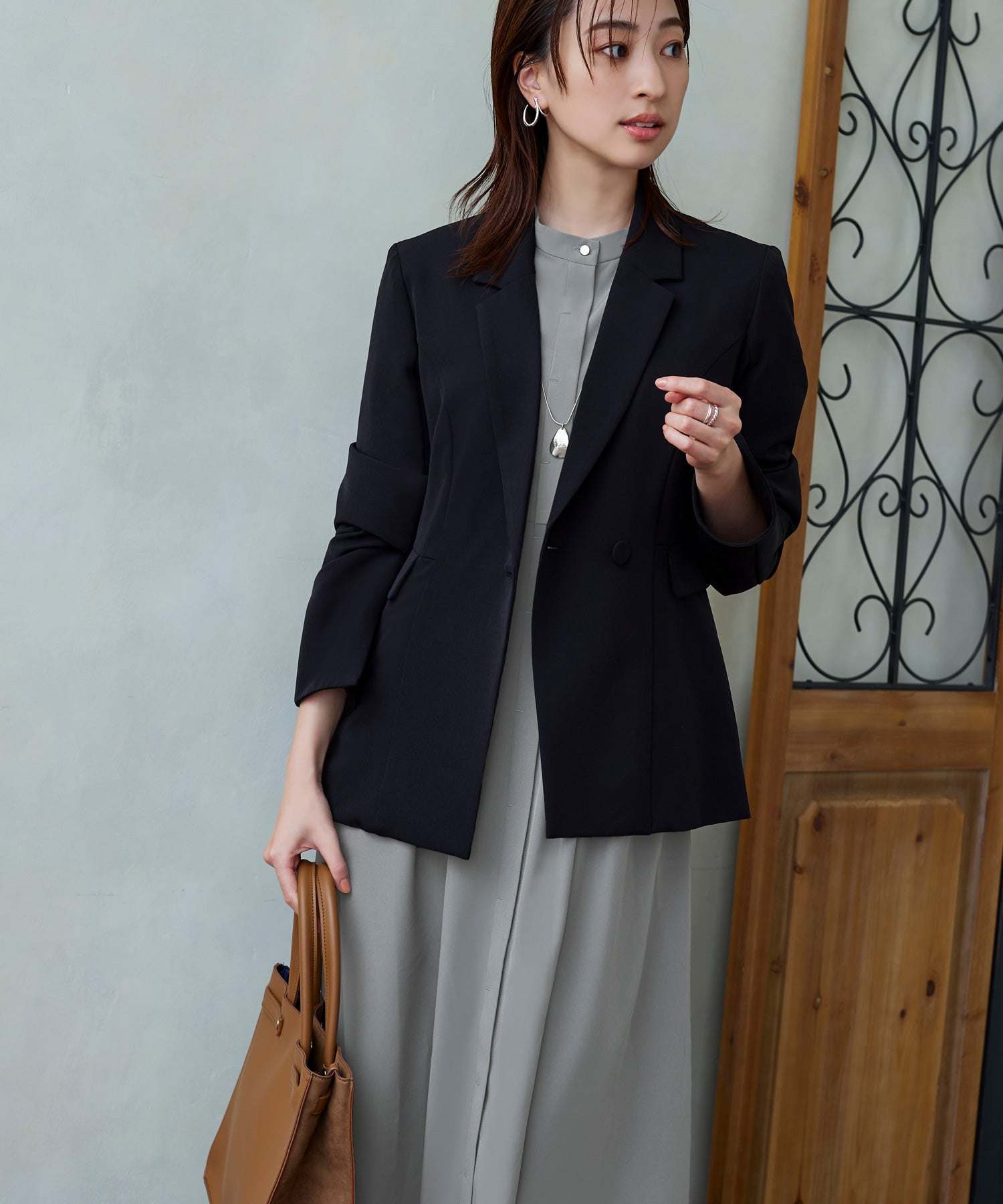 ルイルエブティック RUIRUE BOUTIQUE ウエストタック・バンドカラーロングワンピース （アッシュグリーン） アッシュグリーン