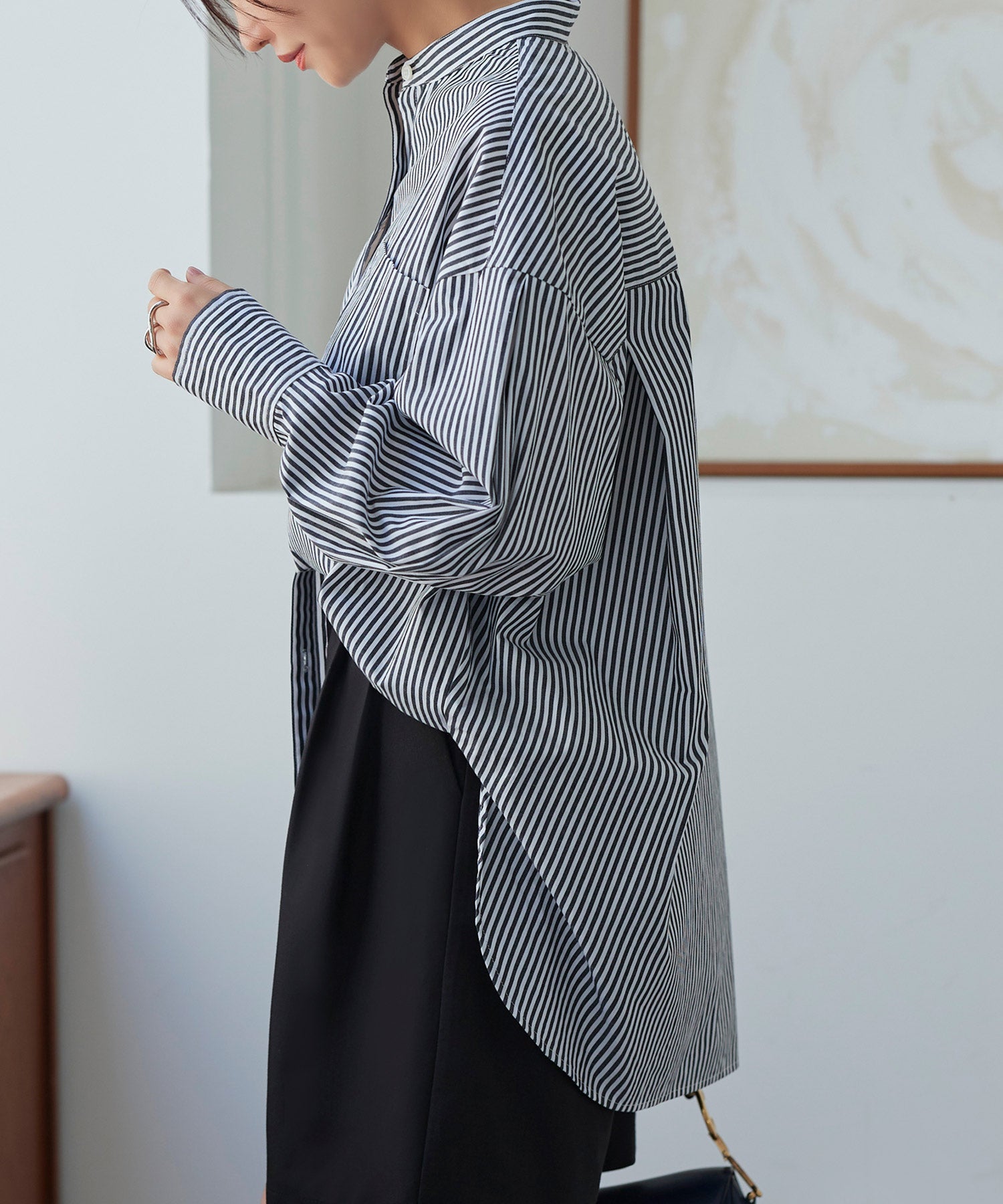 ルイルエブティック RUIRUE BOUTIQUE ストライプオーバーサイズ長袖シャツ （オフ×ブラック） オフ×ブラック