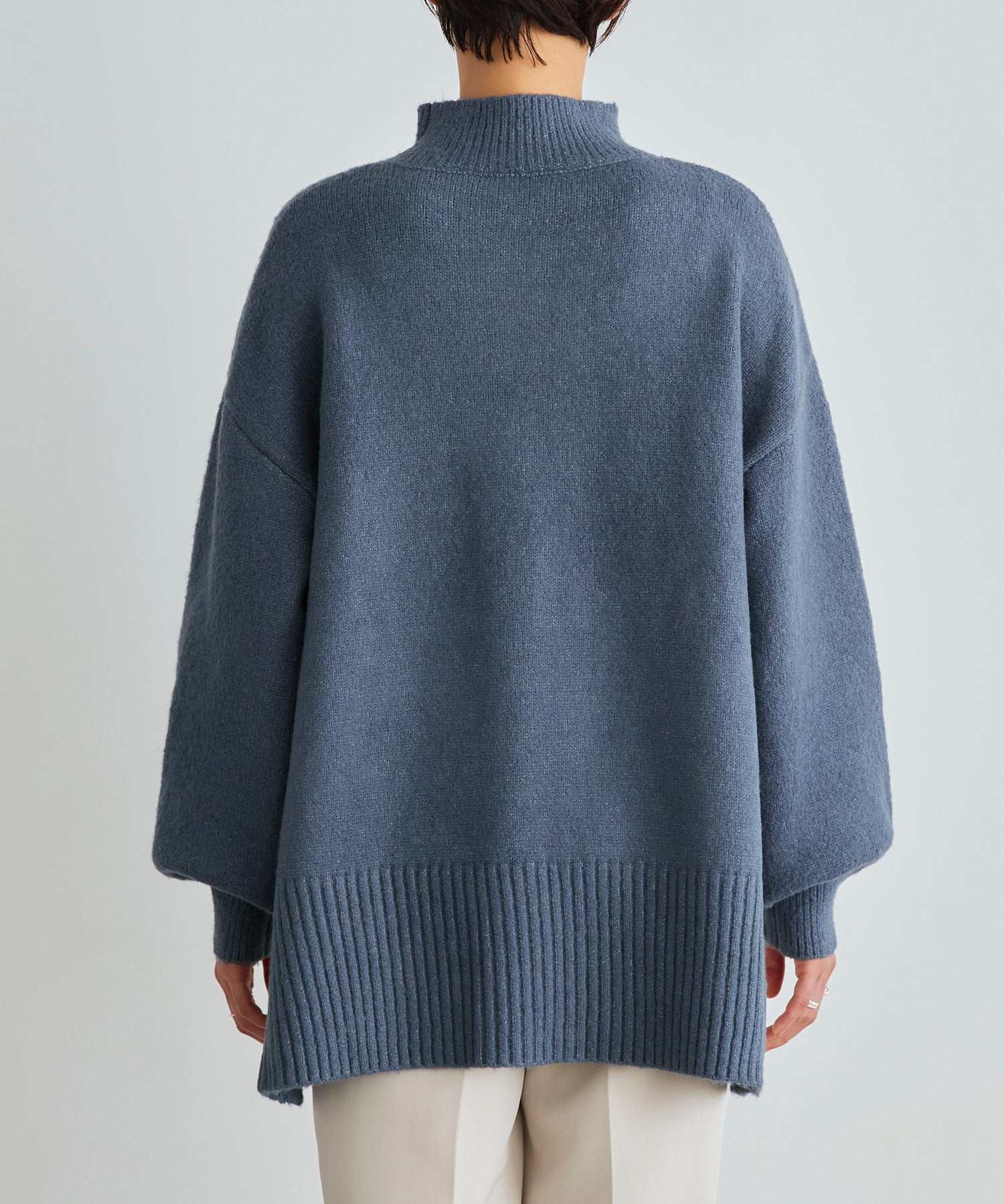 ルイルエブティック RUIRUE BOUTIQUE サイドスリットハイネックニット