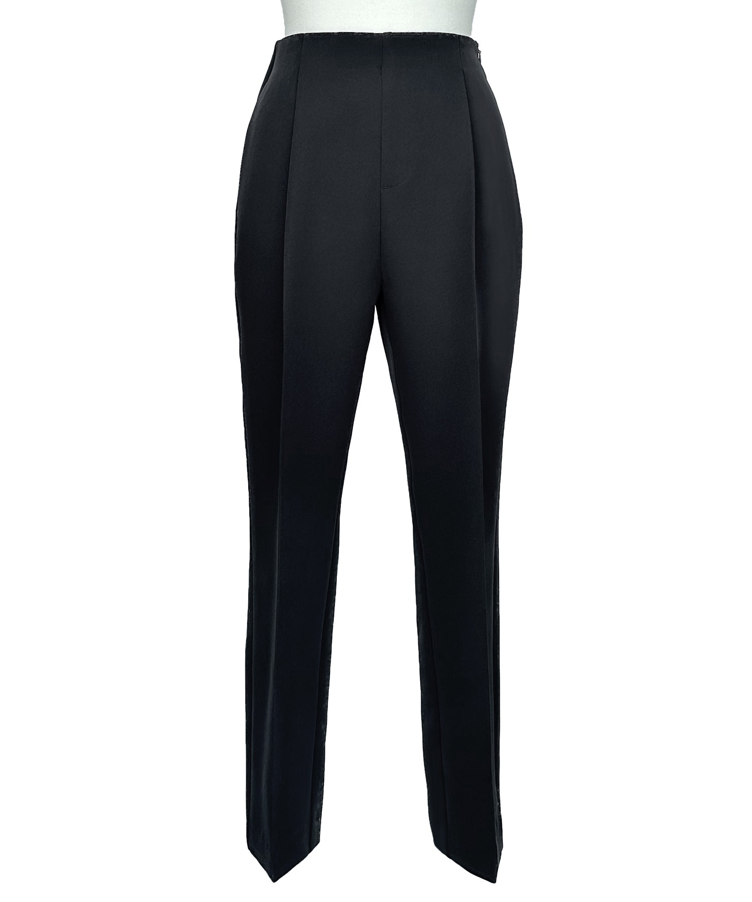 ルイルエブティック RUIRUE BOUTIQUE ラグランボリュームブラウス＆シークレットゴム・スリムテーパードパンツ(ボウタイ付き) （ネイビー×ネイビー） ネイビー×ネイビー