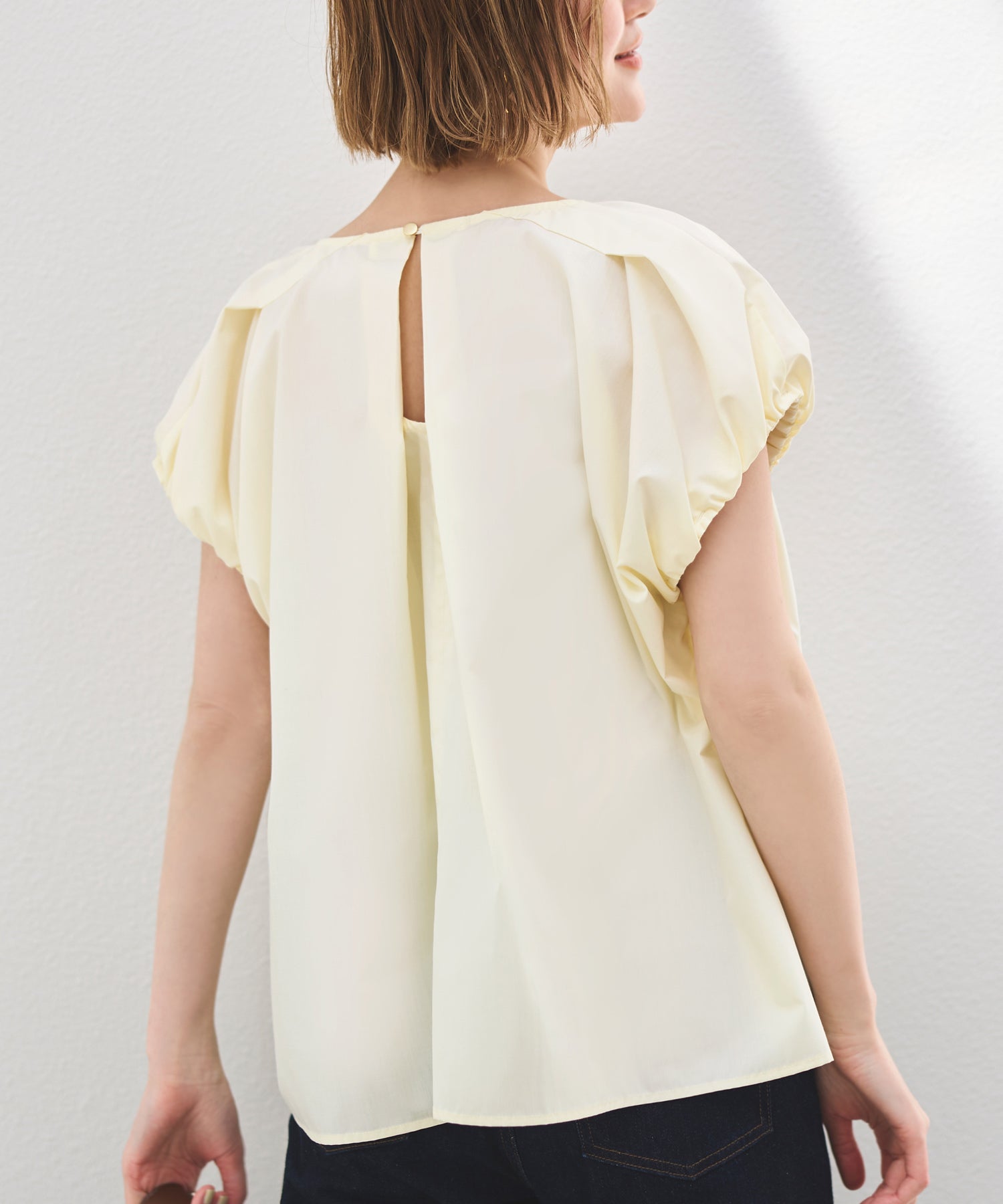 ルイルエブティック RUIRUE BOUTIQUE ショルダータック・フレンチスリーブブラウス （ペールイエロー） ペールイエロー