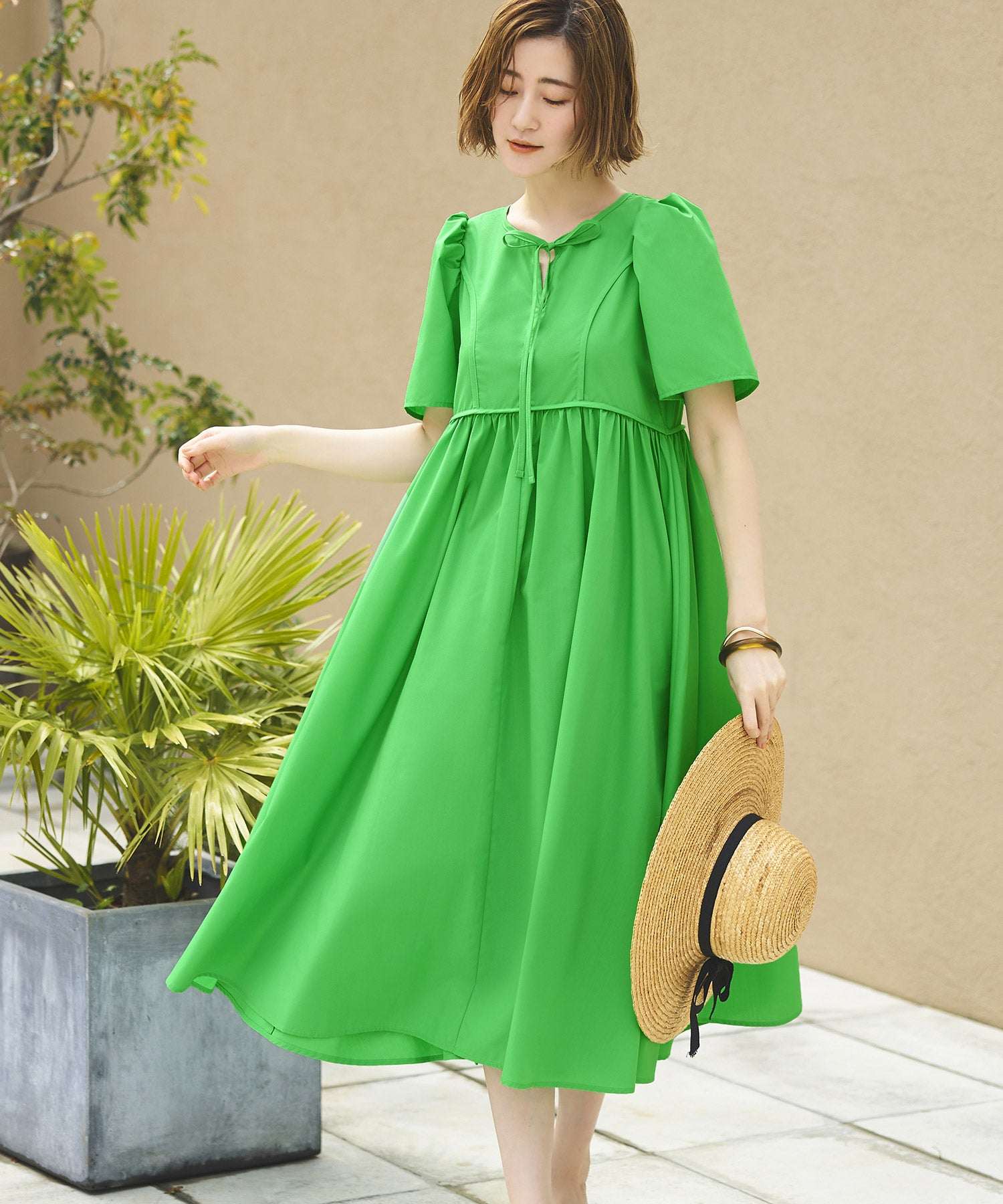 ルイルエブティック RUIRUE BOUTIQUE 洗える ボリュームスリーブ・ギャザー ロング丈 ワンピース （ビビッドグリーン） ビビッドグリーン