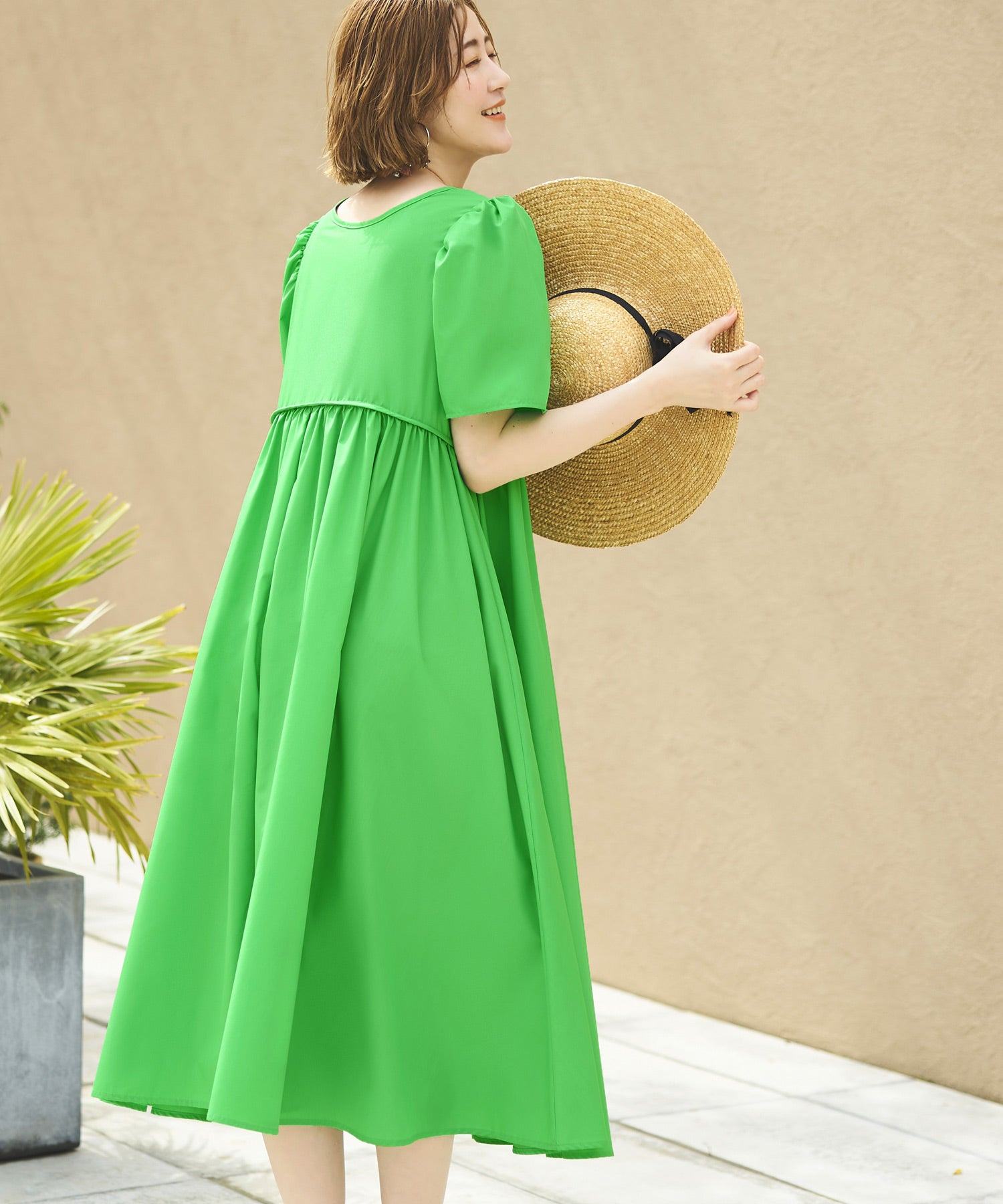 ルイルエブティック RUIRUE BOUTIQUE 洗える ボリュームスリーブ・ギャザー ロング丈 ワンピース （ビビッドグリーン） ビビッドグリーン