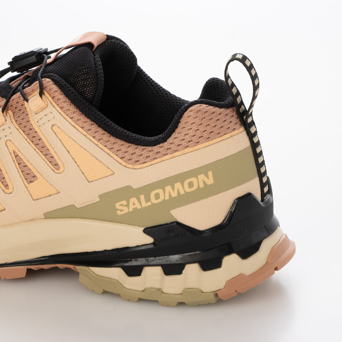 サロモン SALOMON XA PRO 3D V9 トレイルランニングシューズ （コルク×ピーチファズ） コルク×ピーチファズ