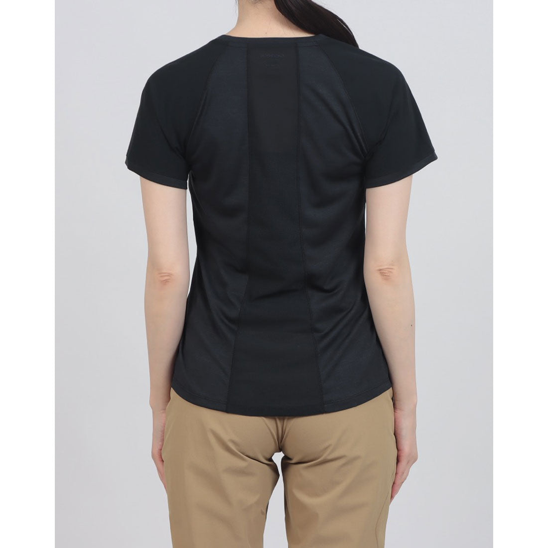 サロモン SALOMON OUTLINE 半袖Tシャツ （ディープブラック） ディープブラック