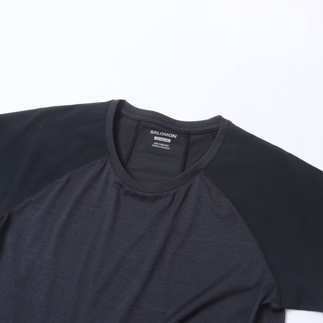 サロモン SALOMON OUTLINE 半袖Tシャツ （ディープブラック） ディープブラック