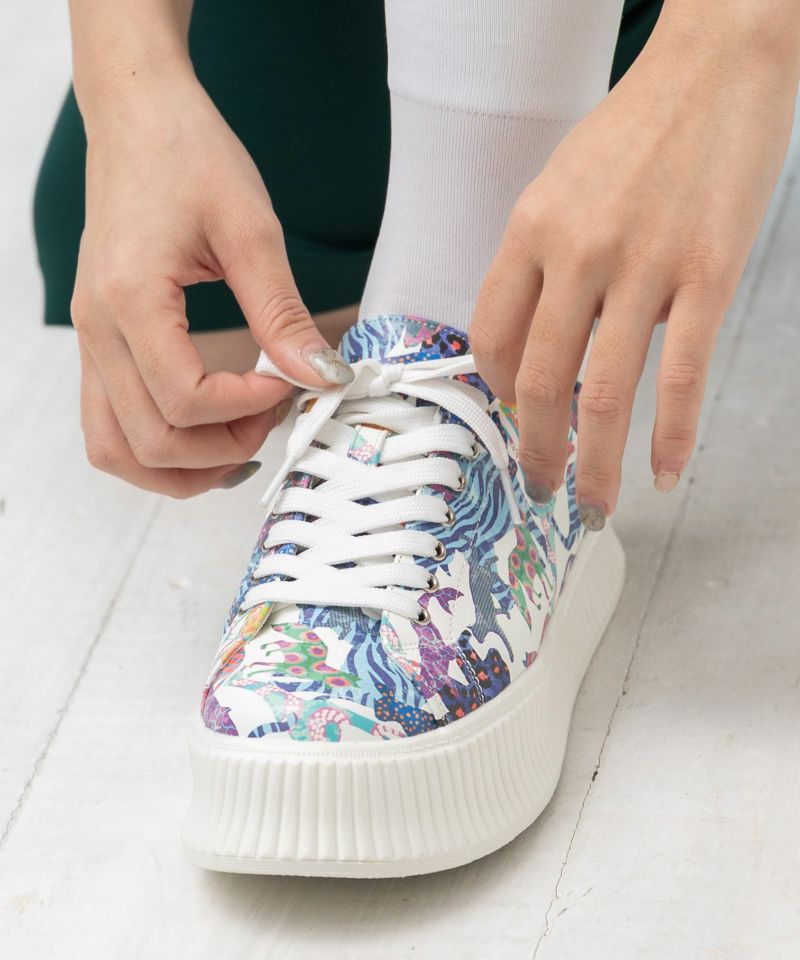 スカラー ScoLar アニマル総柄厚底スニーカー （オフホワイト） オフホワイト