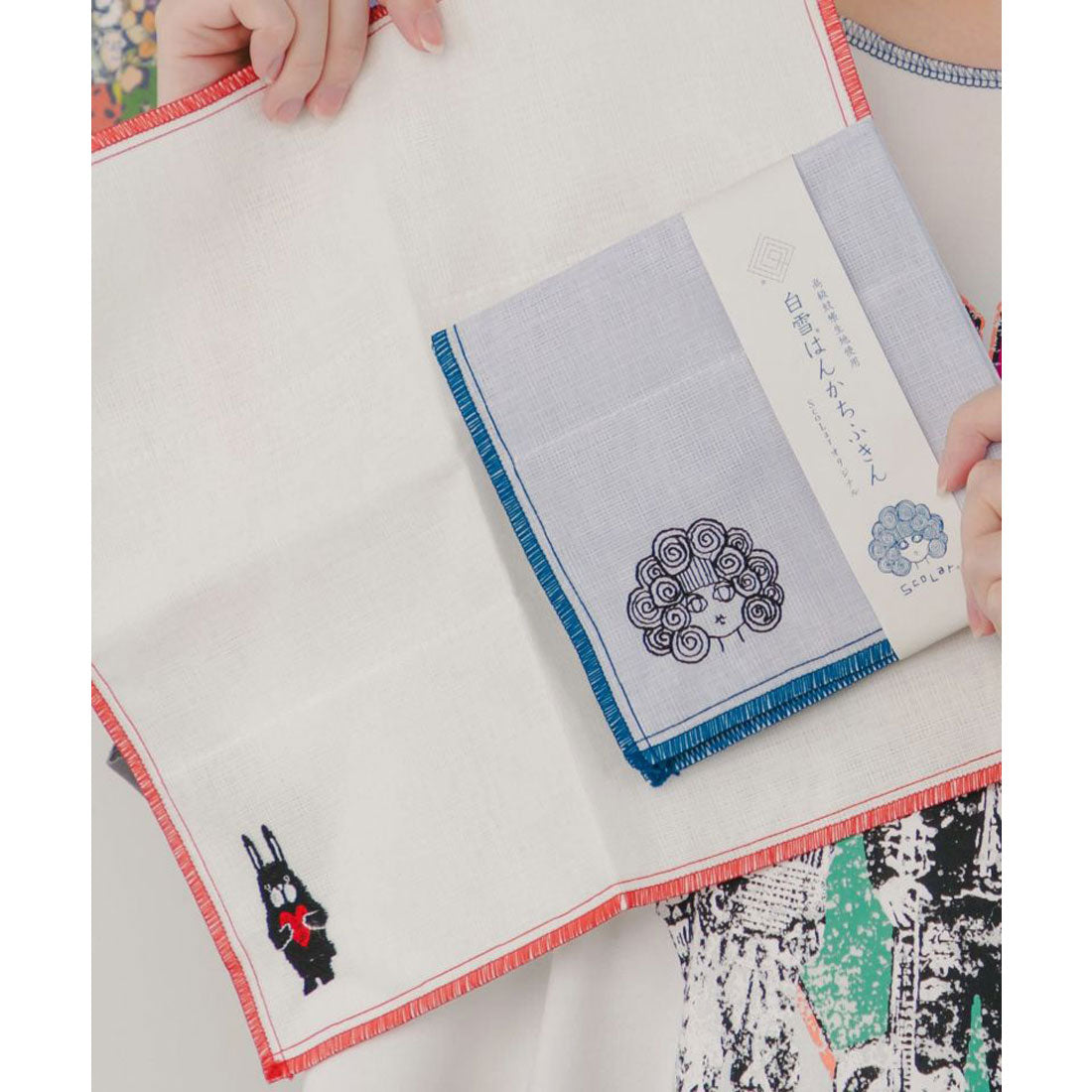 ScoLar ScoLar ScoLar Embroidered Snow White Handkerchief