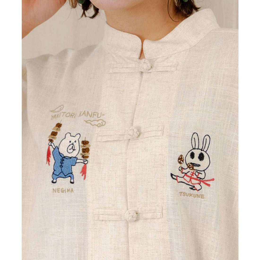 スカラー ScoLar ウサギとクマ刺繍 カンフーチャイナシャツ （ブラック） ブラック