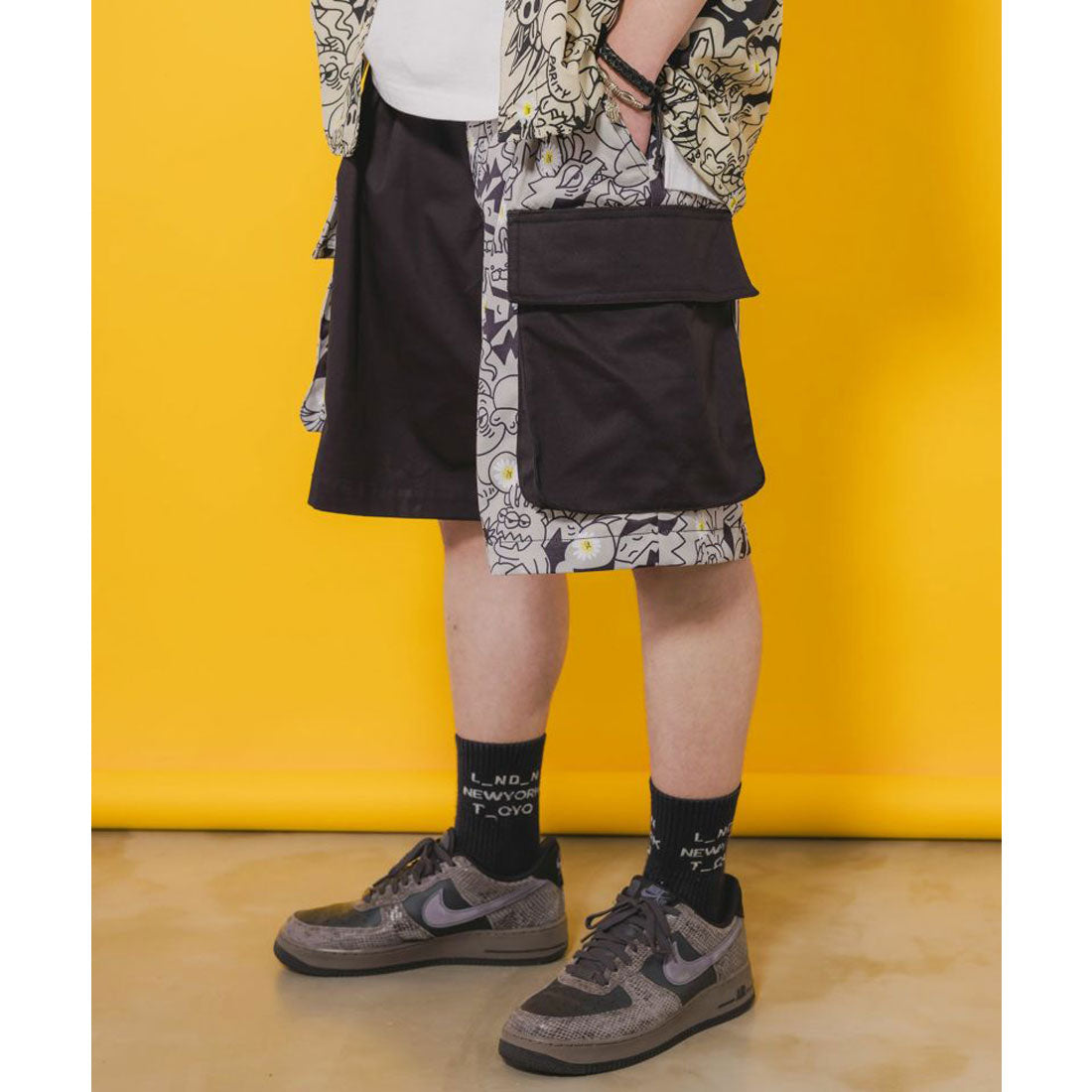 スカラー ScoLar パリティのモンスター柄 切替ハーフパンツ （ベージュ） ベージュ
