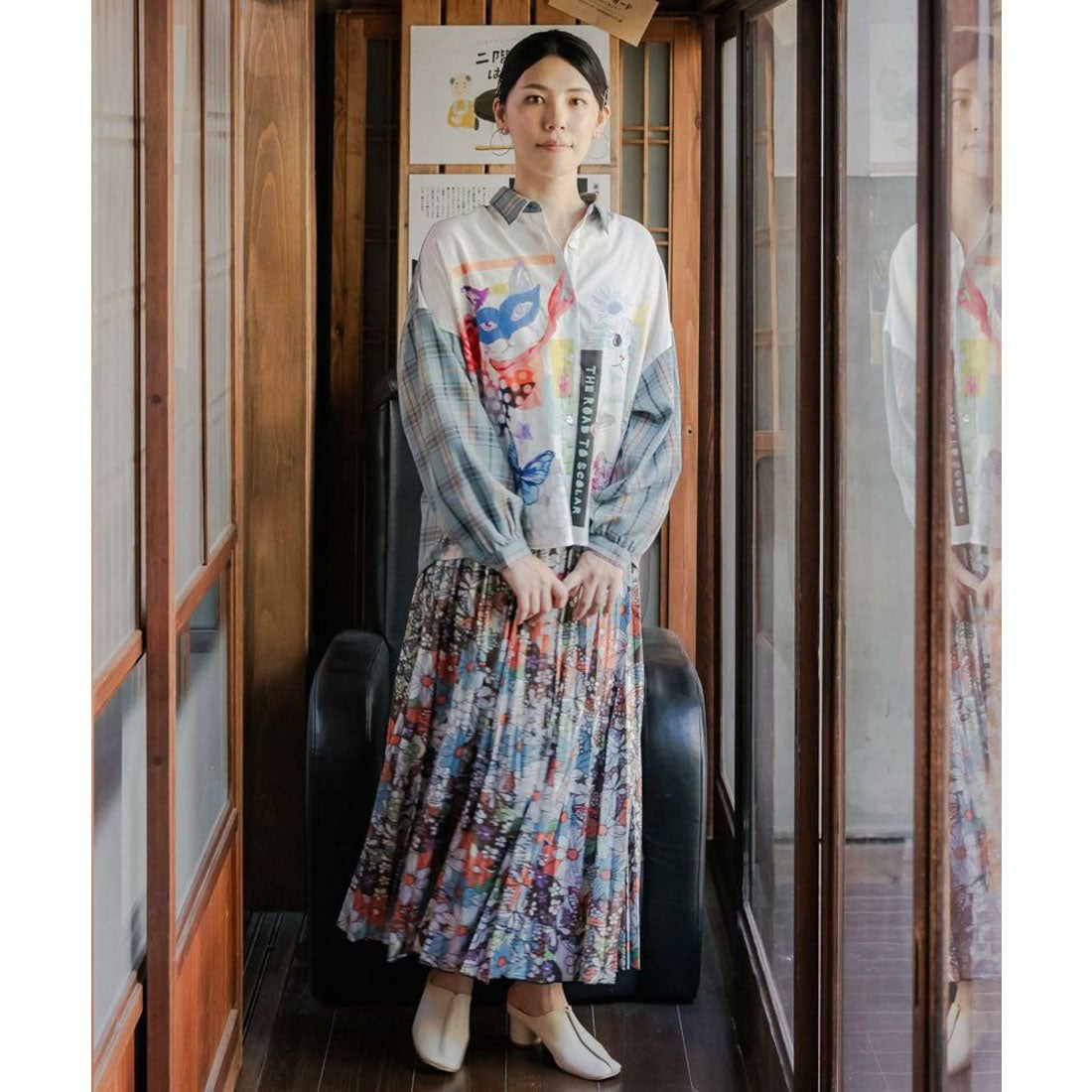 スカラー ScoLar POP柄・レトロ柄・花コラージュ柄 3柄展開ホログラムプリーツスカート