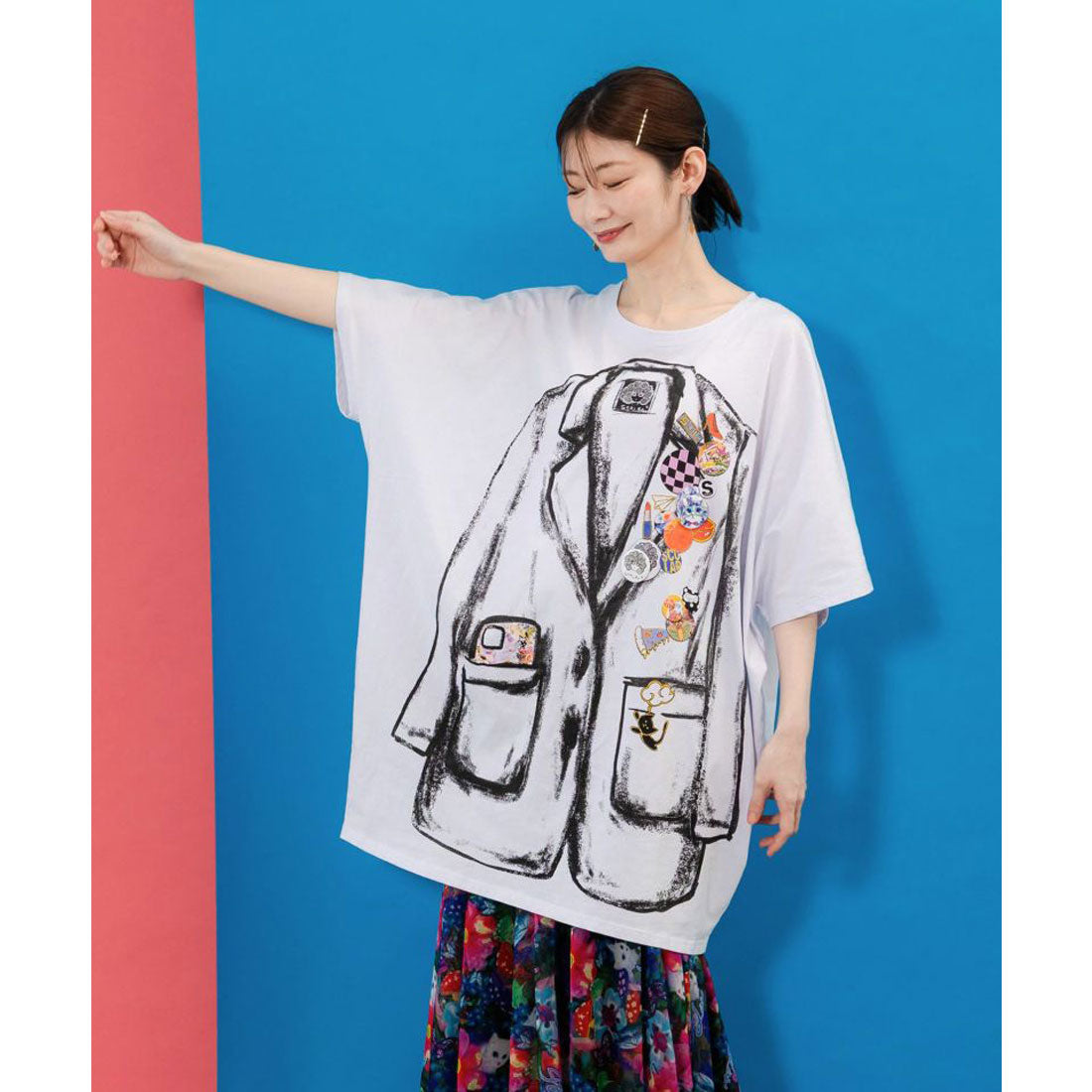 スカラー ScoLar ジャケットトリックアート柄 バッヂ付きチュニック （オフホワイト） スカラー ScoLar ジャケットトリックアート柄 バッヂ付きチュニック