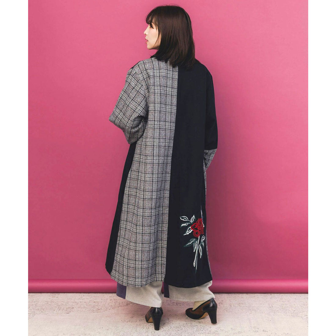 スカラー ScoLar バラ刺繍起毛チェック×蝶レース×フェイクウールコート （ブラック） ブラック