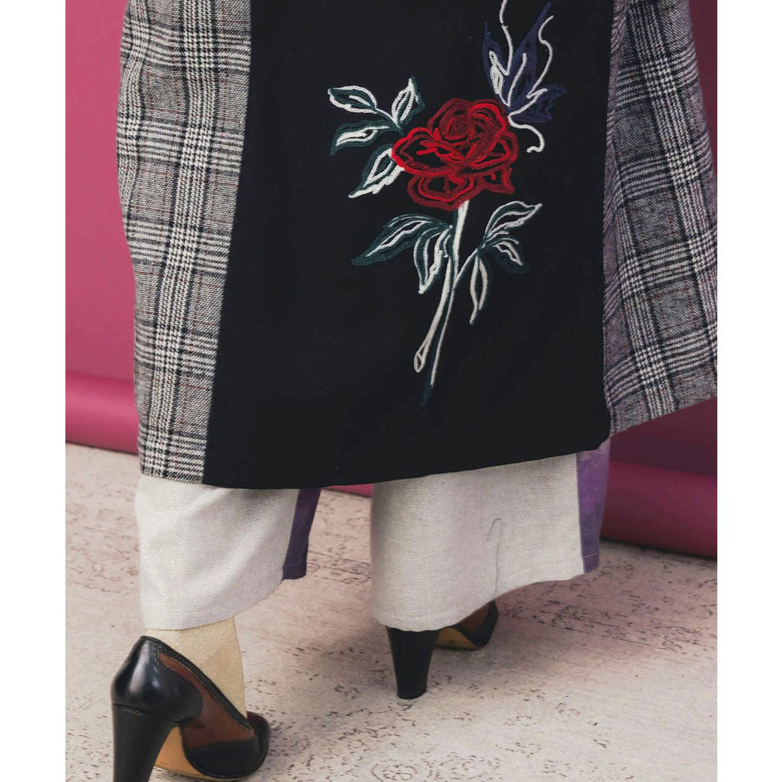 スカラー ScoLar バラ刺繍起毛チェック×蝶レース×フェイクウールコート （ブラック） ブラック