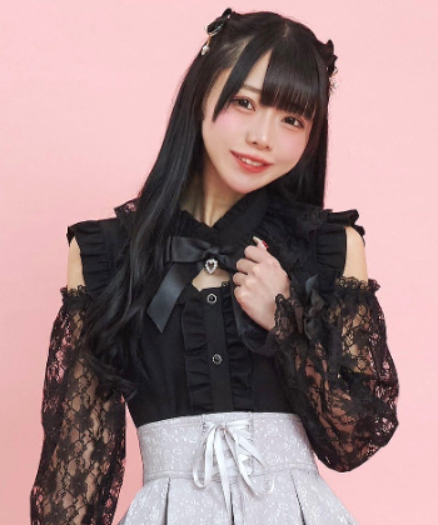 Secret Honey Secret Honey 吊帶風肩開式蕾絲袖上衣