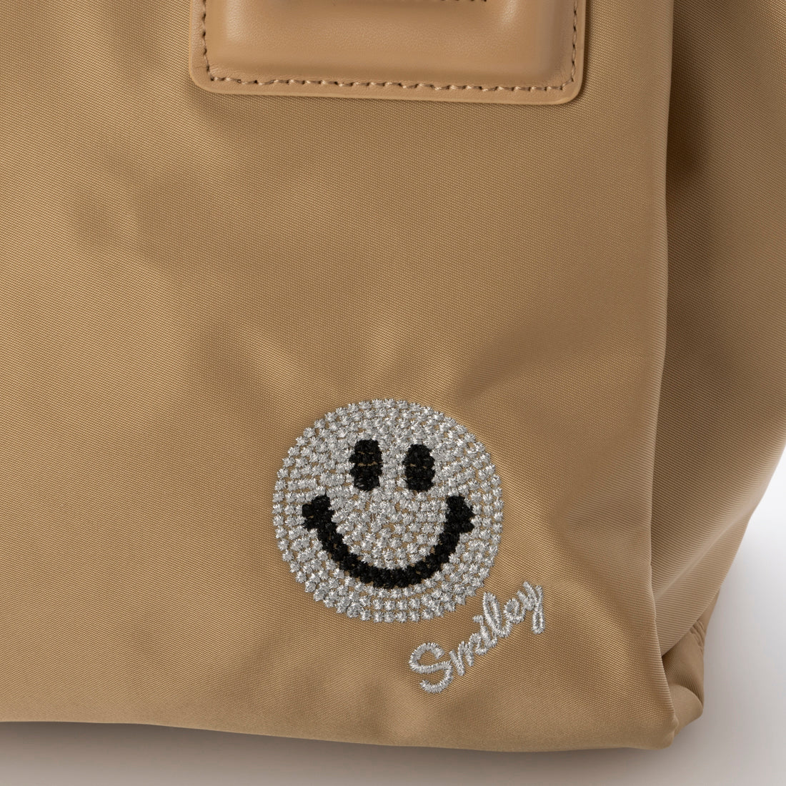 スマイリーフェイス SMILEY FACE キラキラスマイル刺繍2wayバッグ （ベージュ） ベージュ