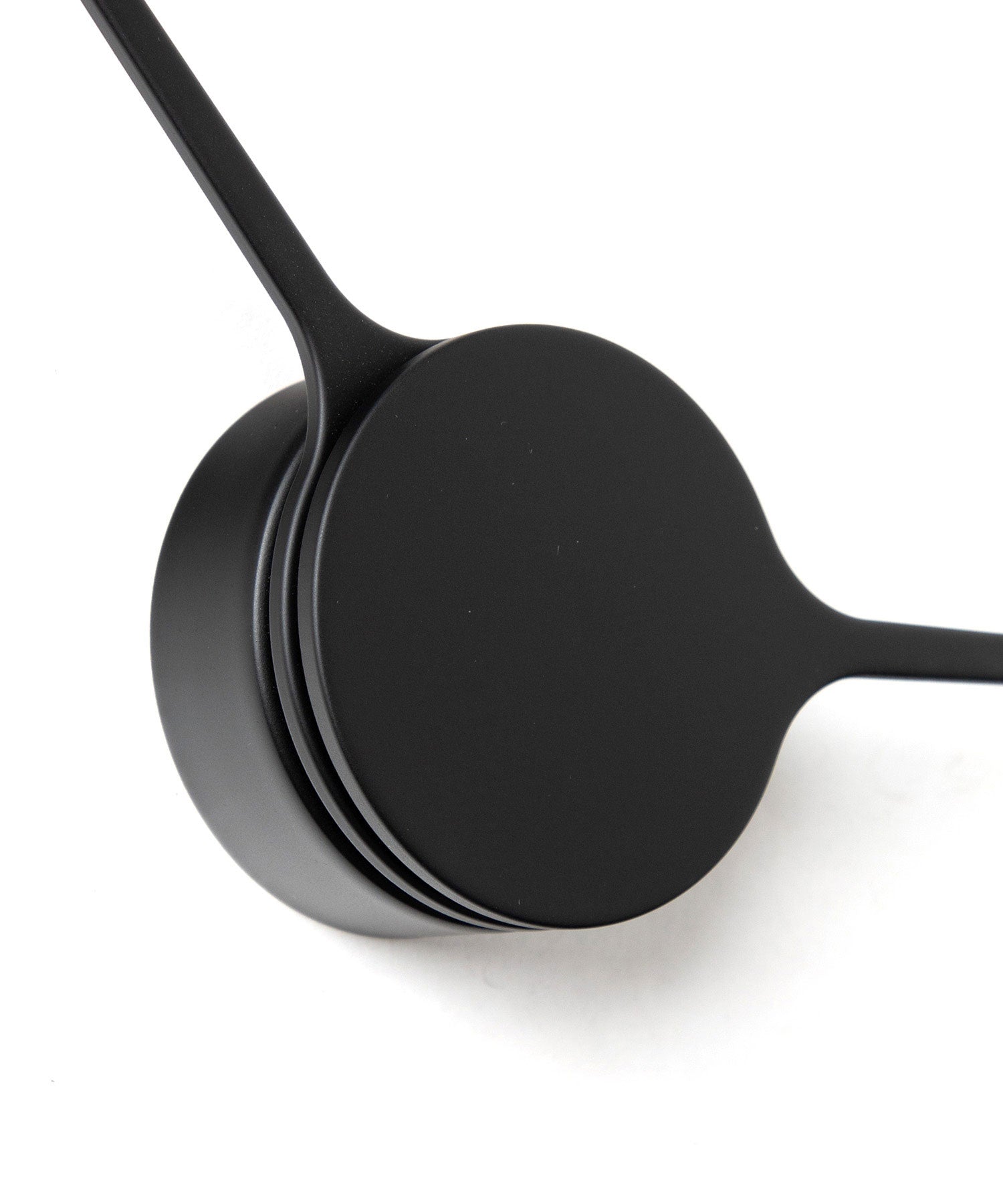 ステルトン Stelton ステルトン Stelton 851 掛け時計 Time wall clock 直径 30cm ユニセックス 時計 タイムクロック 壁掛け時計 ウォールクロック 【返品不可商品】 （ブラック） ブラック