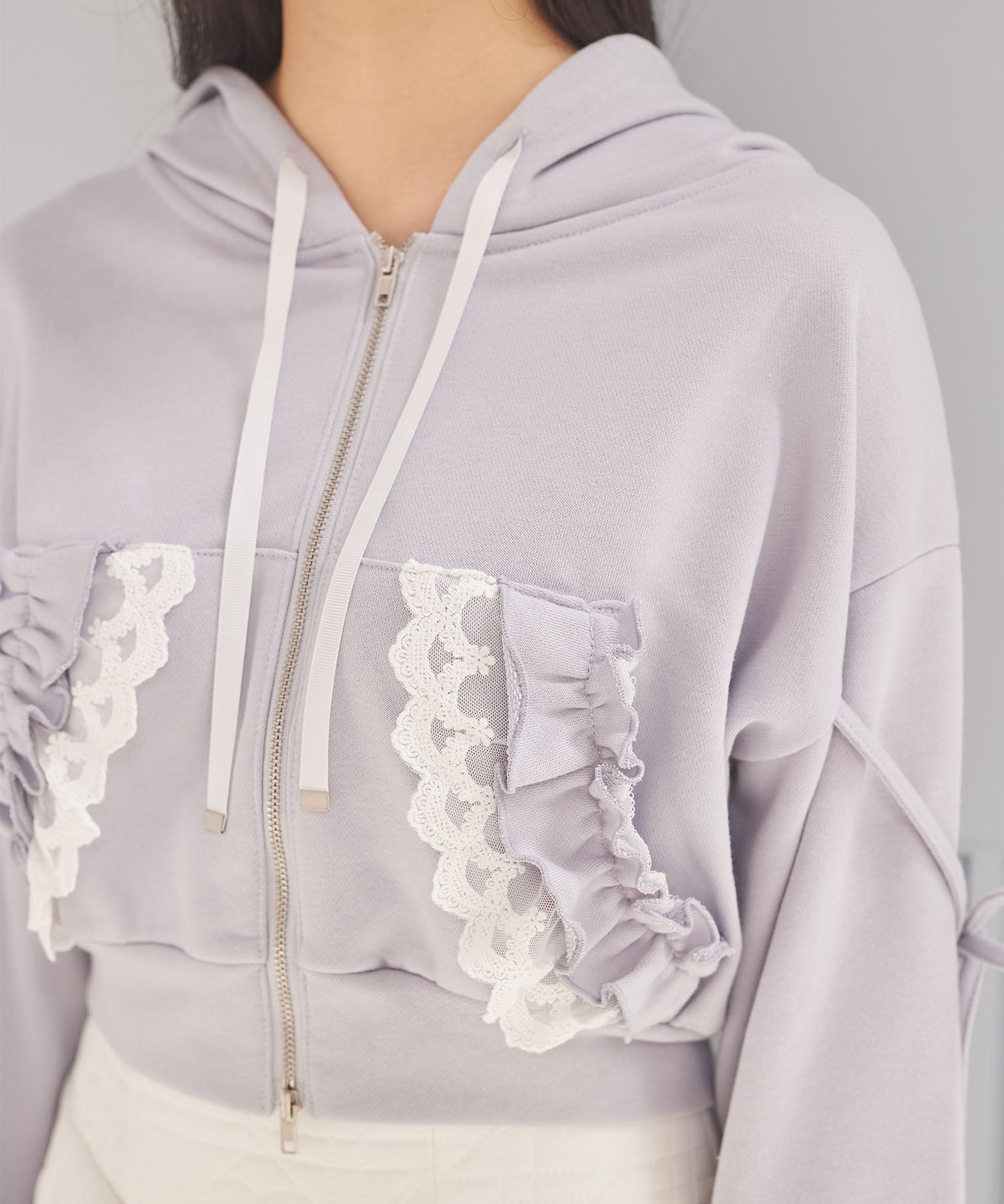 スユン Suyunn リボン付きレースフリルパーカー ブルー