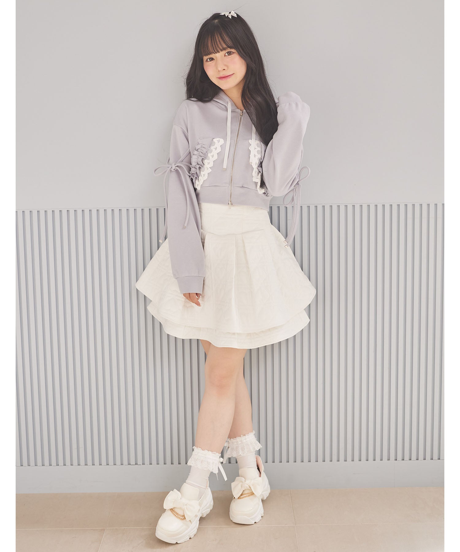 スユン Suyunn リボン付きレースフリルパーカー ブルー