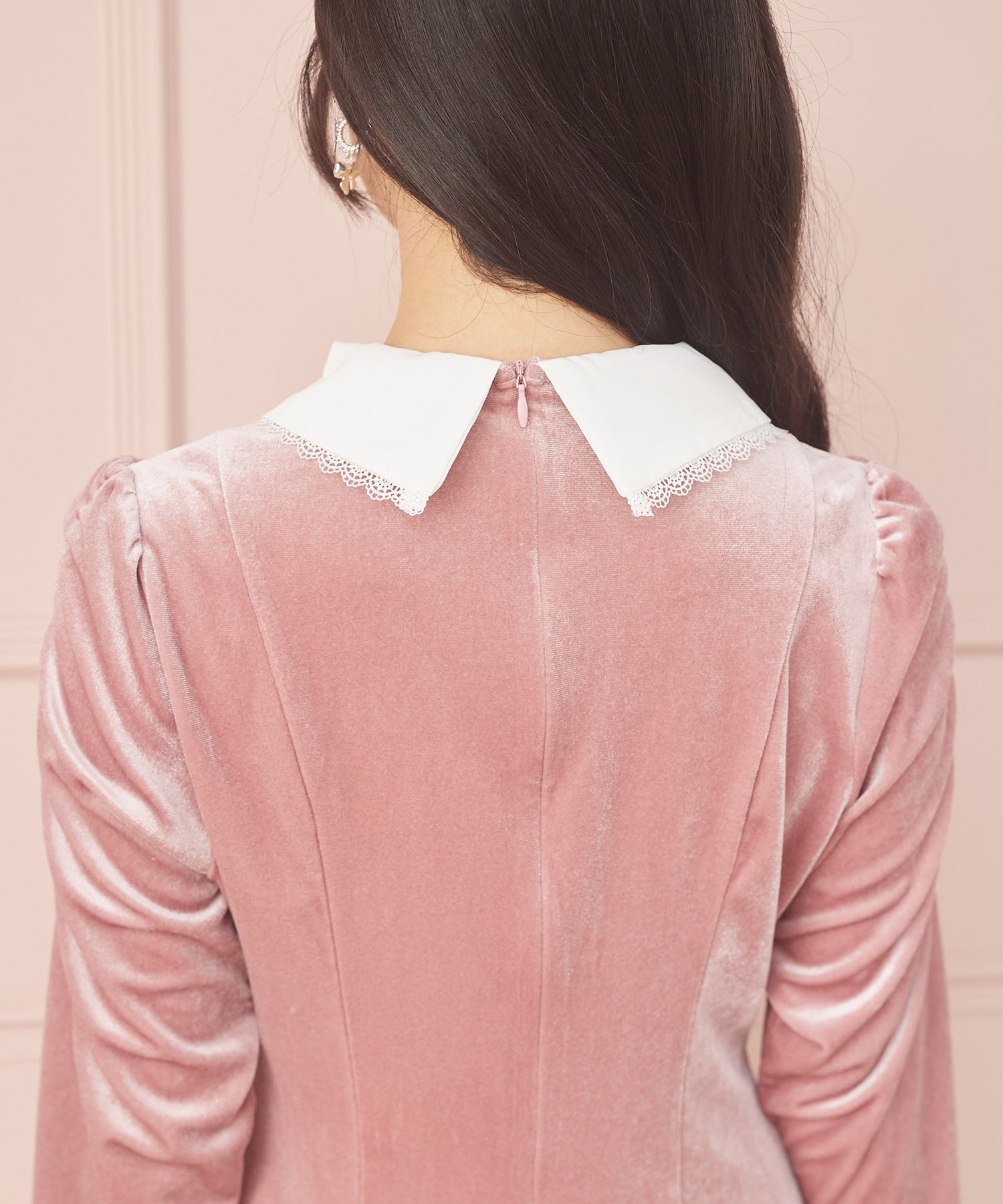 スユン Suyunn リボン付きハート飾り釦レース装飾ベロアワンピース ピンク