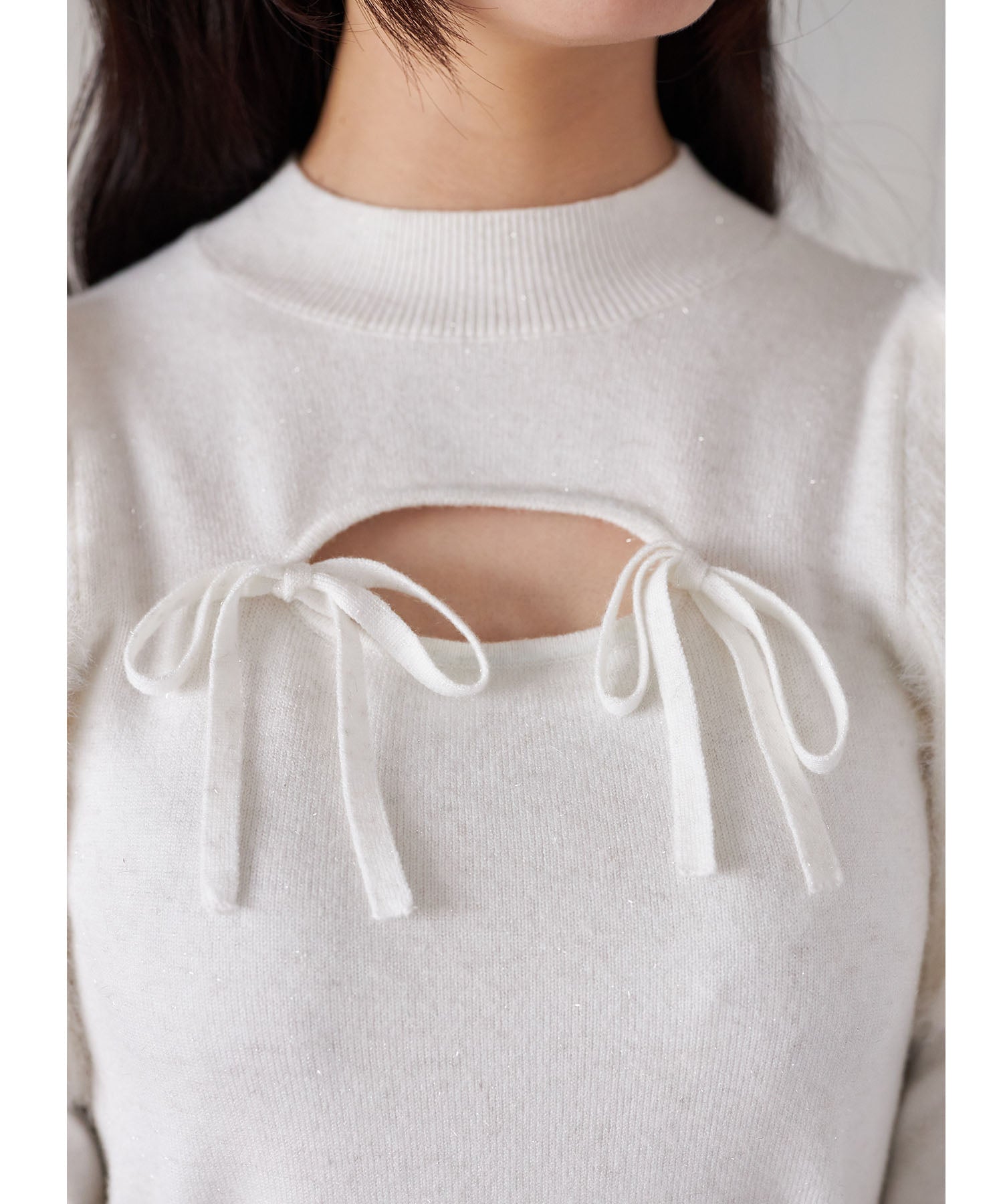 スユン Suyunn リボン付きパフスリーブラメシャギーニットプルオーバー ホワイト