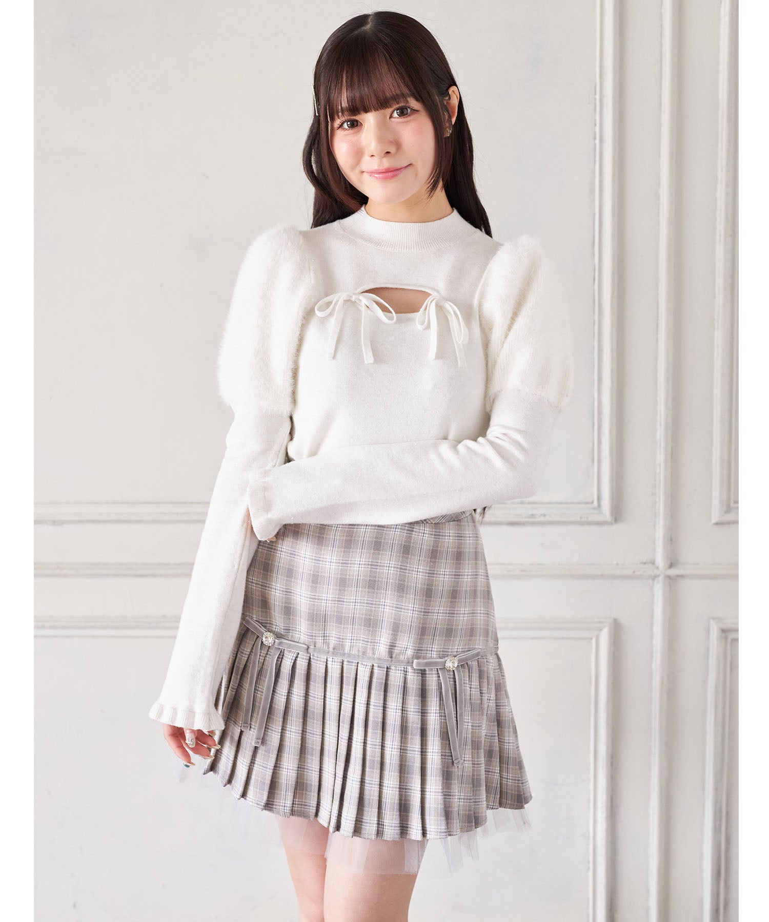 スユン Suyunn リボン付きパフスリーブラメシャギーニットプルオーバー ホワイト