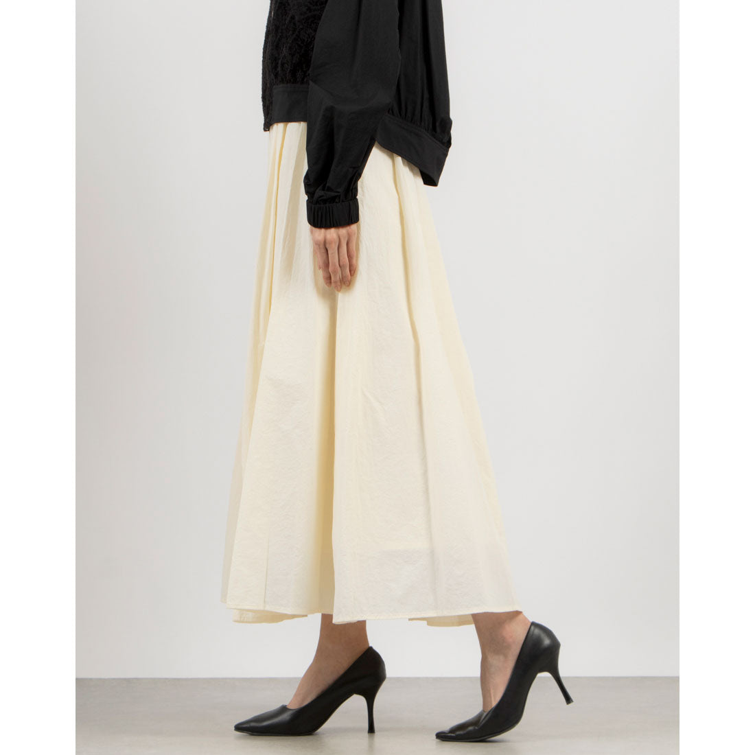 Sensounico LrdR RAW FUDGE Gathered Volume Flare Skirt