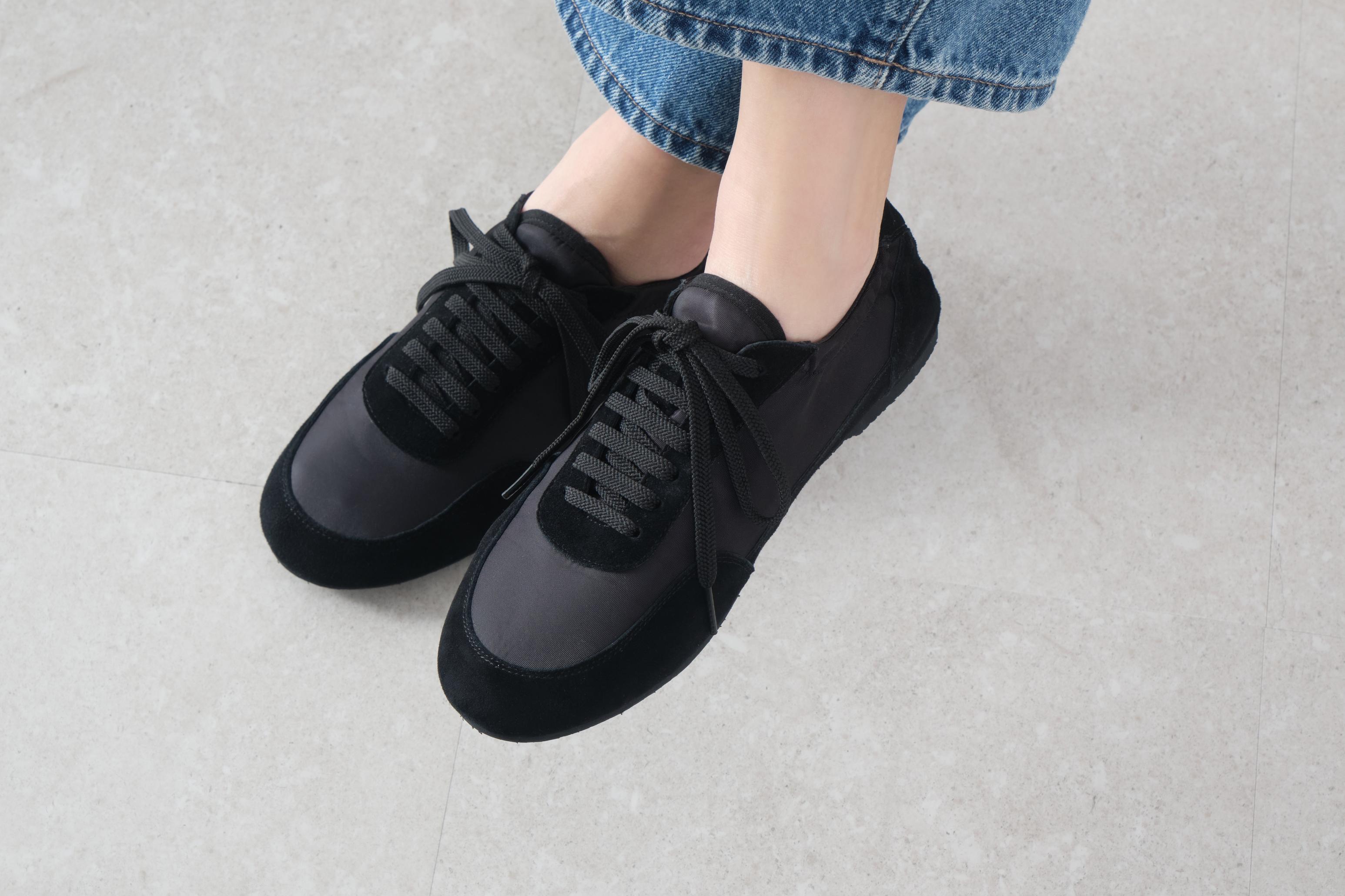 Saya SAYA Low-Tech Slim Sneakers