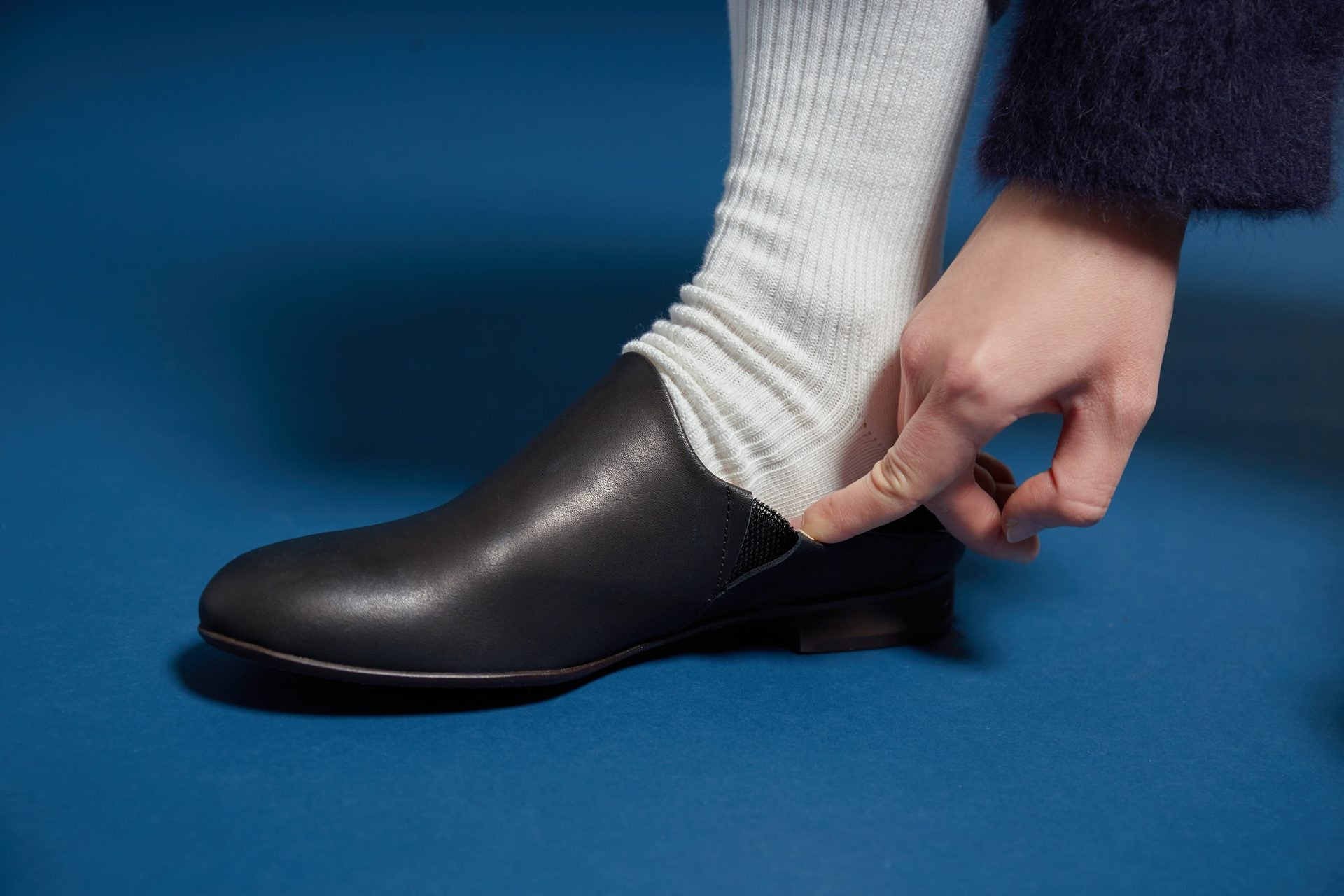 スカート saya SAYA Flat genuine leather slip-on shoes