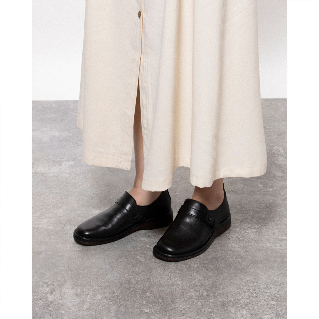 SAYA 【Genuine Leather】 Belt Design Slip-On Shoes