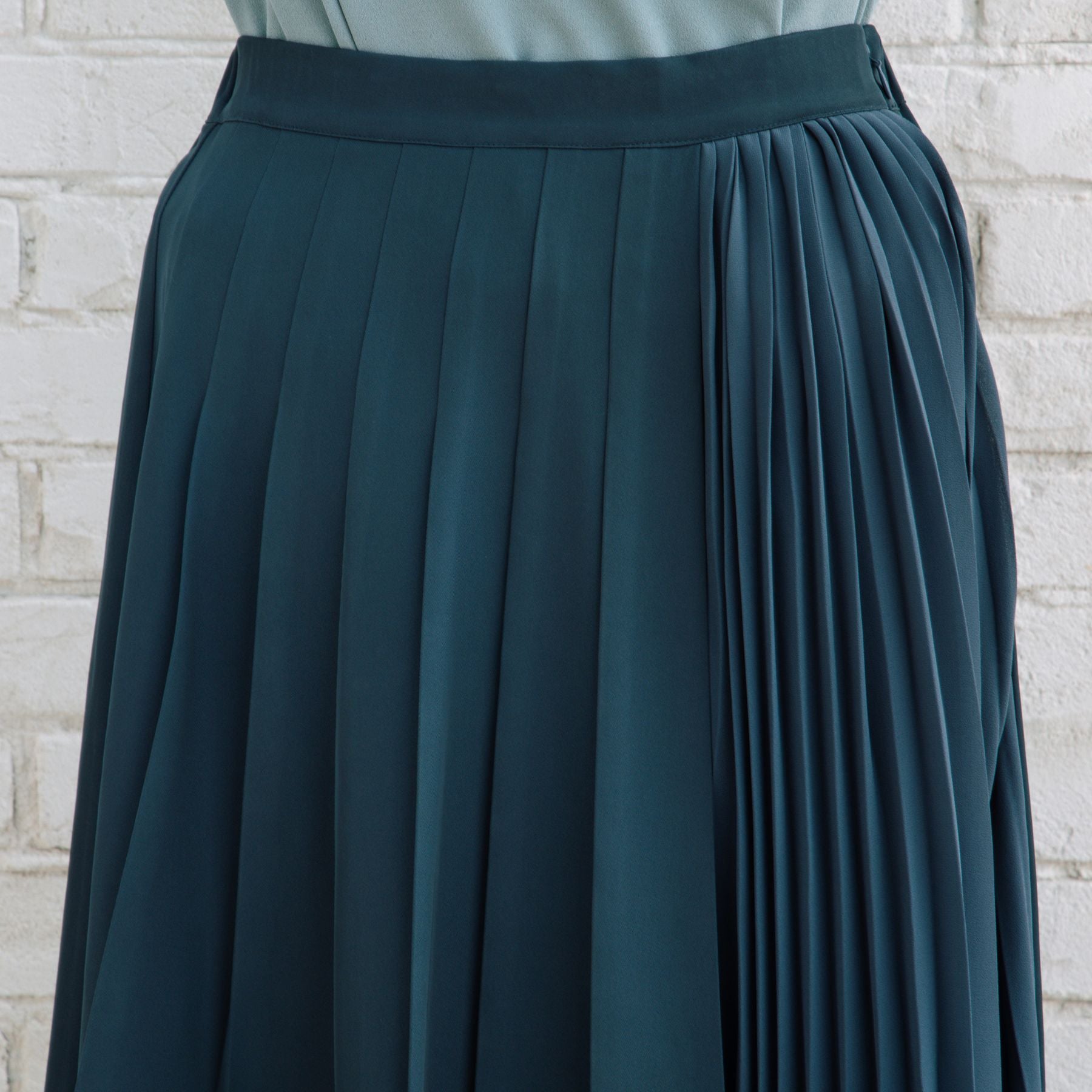 サブストリート マイスタンダード sabstreet my standard 【大きいサイズ】 9号・15号(M・3L) アシメプリーツスカート （チャコール） チャコール