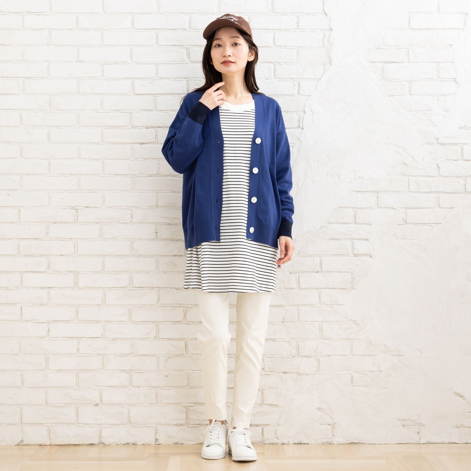 サブストリート マイスタンダード sabstreet my standard 【大きいサイズ】 9号・15号(M・3L) FONTLAB 袖口配色Vカーディガン （ブラック） ブラック