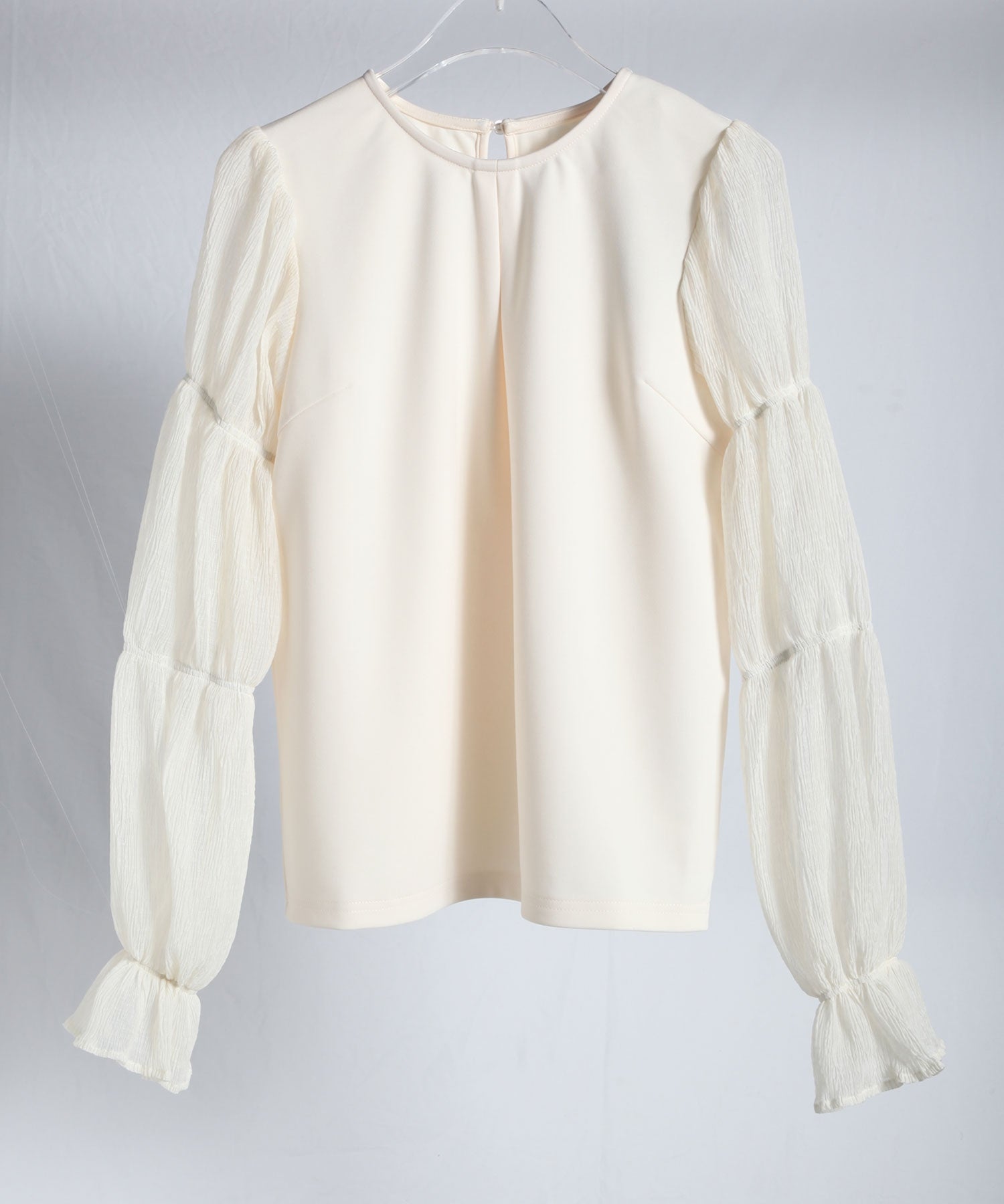 セゾンドパピヨン SAISON DE PAPILLON シアードッキングカットソープルオーバー （アイボリー） アイボリー