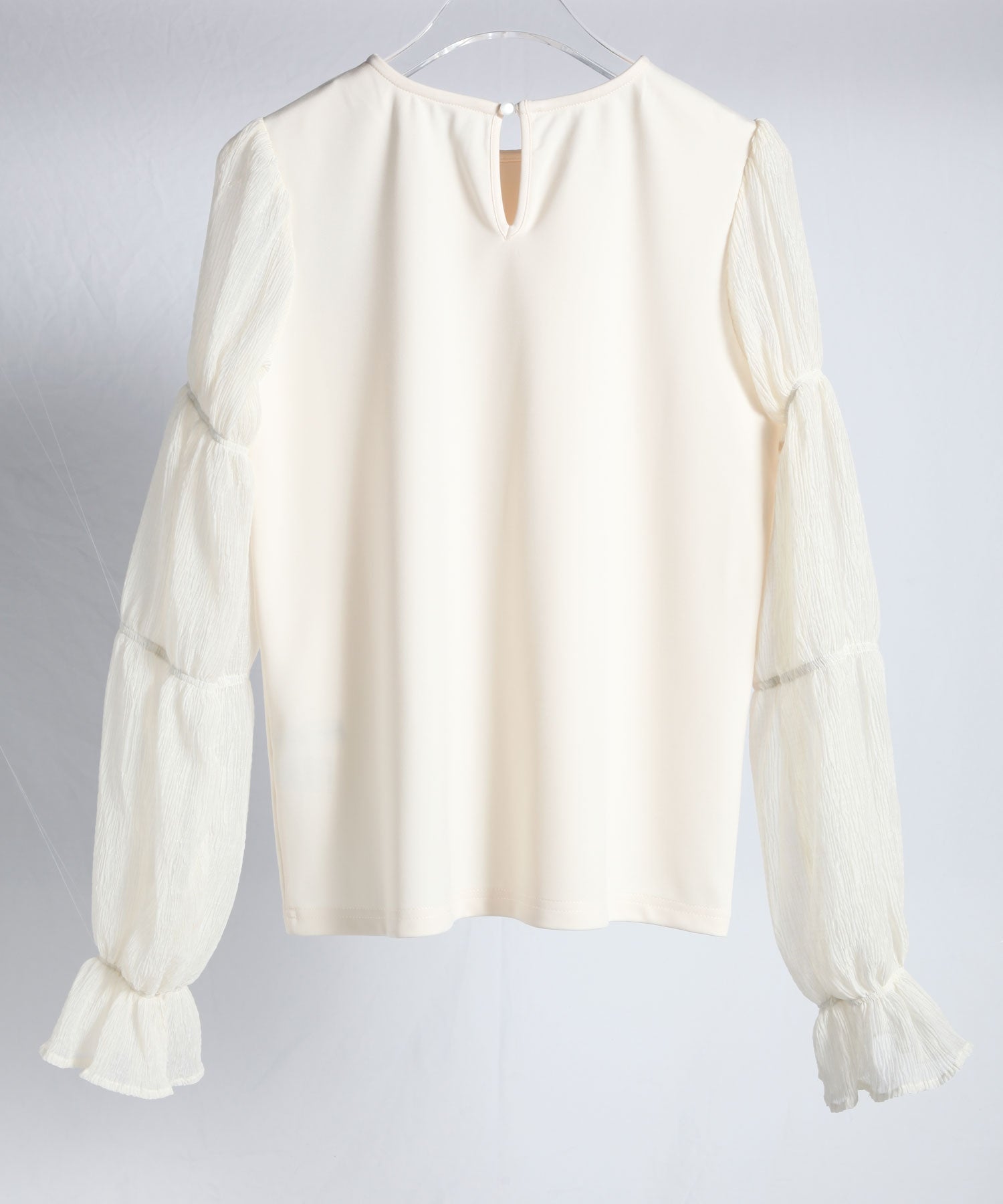 セゾンドパピヨン SAISON DE PAPILLON シアードッキングカットソープルオーバー （アイボリー） アイボリー