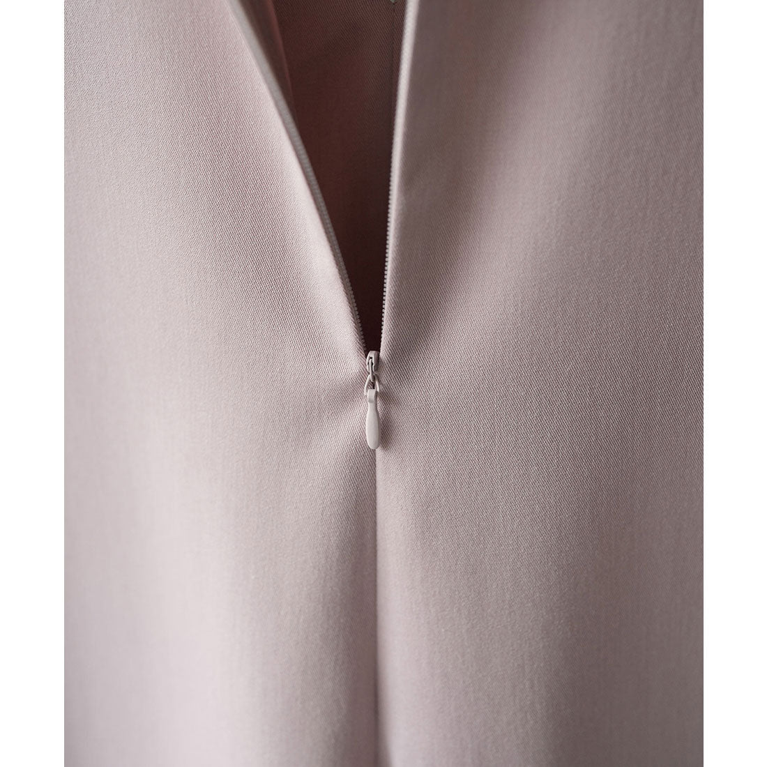 セゾンドパピヨン SAISON DE PAPILLON ディープVネックサロペット （ピンク） ピンク