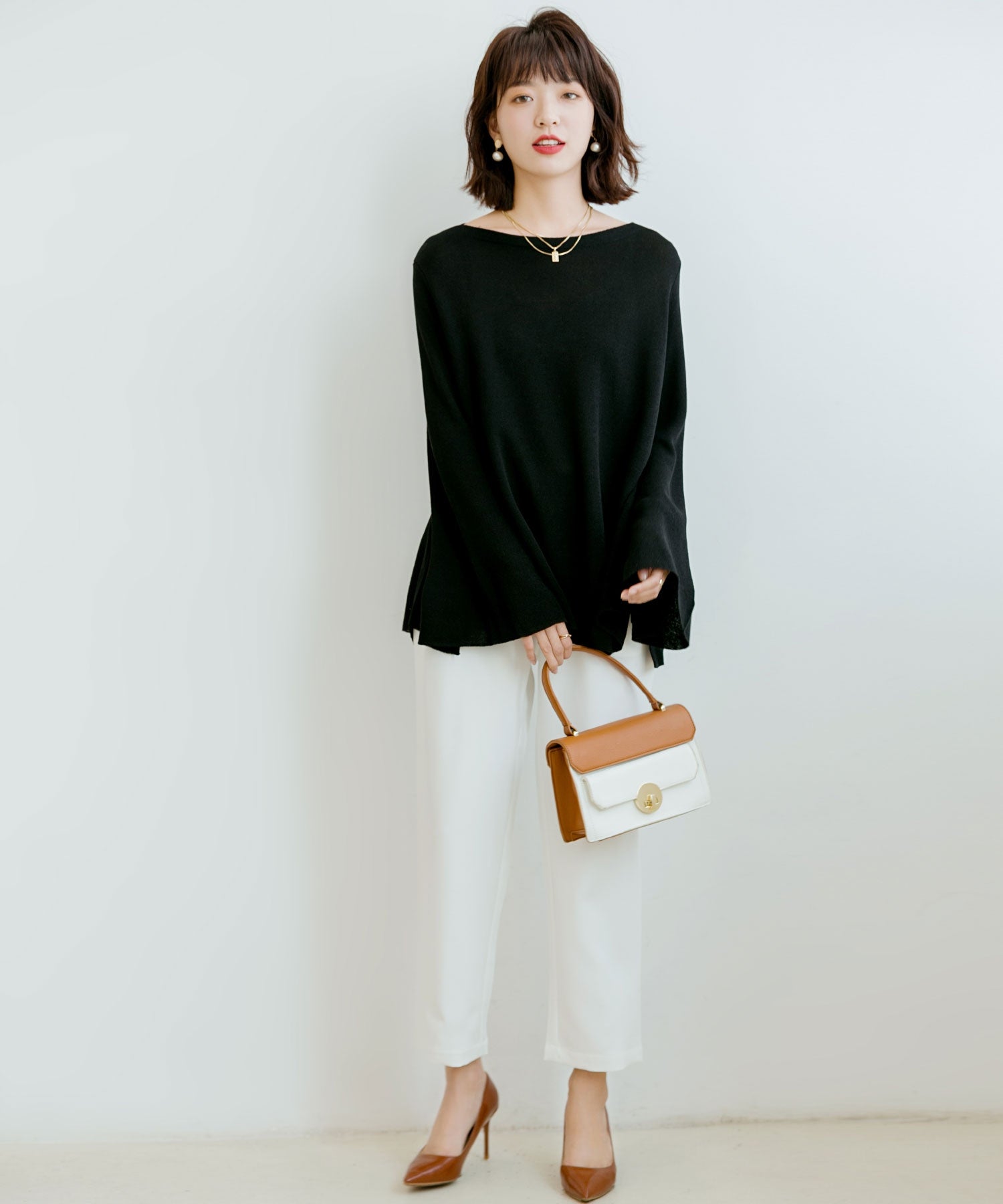 セゾンドパピヨン SAISON DE PAPILLON ビックシルエットフレアスリーブサマーニットプルオーバー （ブラック） ブラック