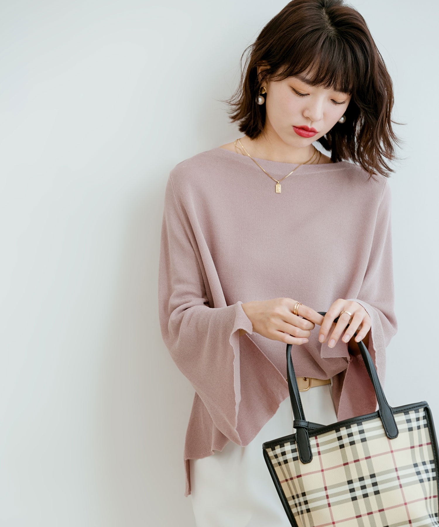 セゾンドパピヨン SAISON DE PAPILLON ビックシルエットフレアスリーブサマーニットプルオーバー （ピンク） ピンク