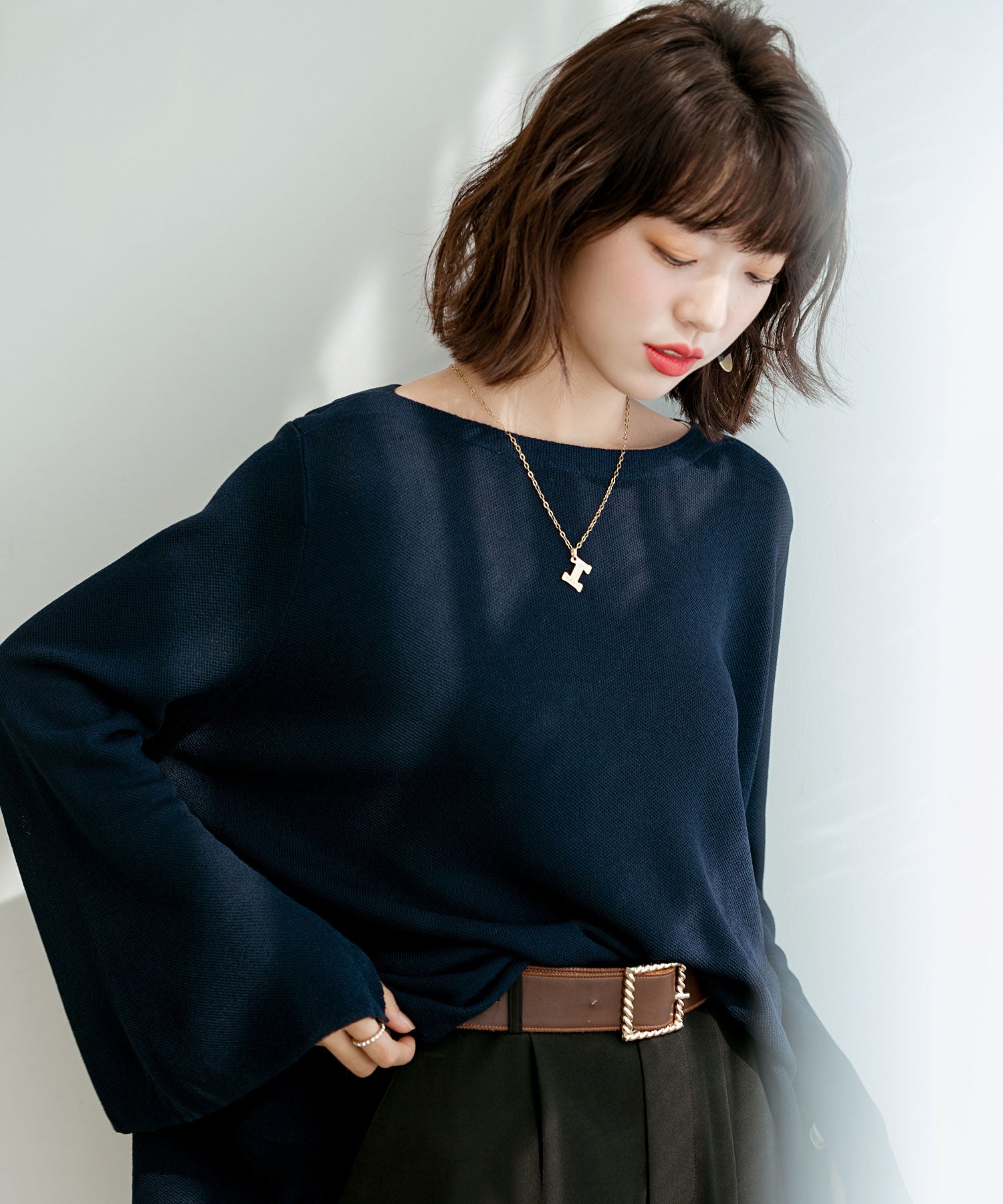 セゾンドパピヨン SAISON DE PAPILLON ビックシルエットフレアスリーブサマーニットプルオーバー （ネイビー） ネイビー