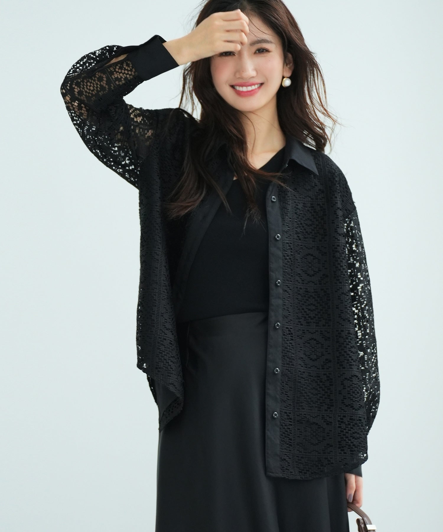 SAISON DE PAPILLON Lace-up Oversized Shirt