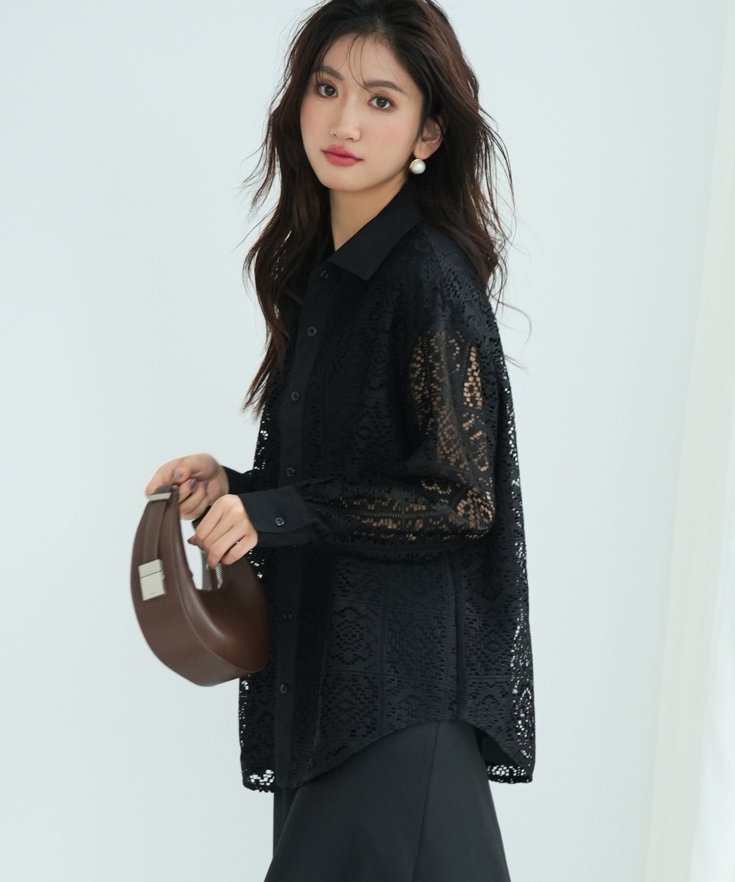 SAISON DE PAPILLON Lace-up Oversized Shirt