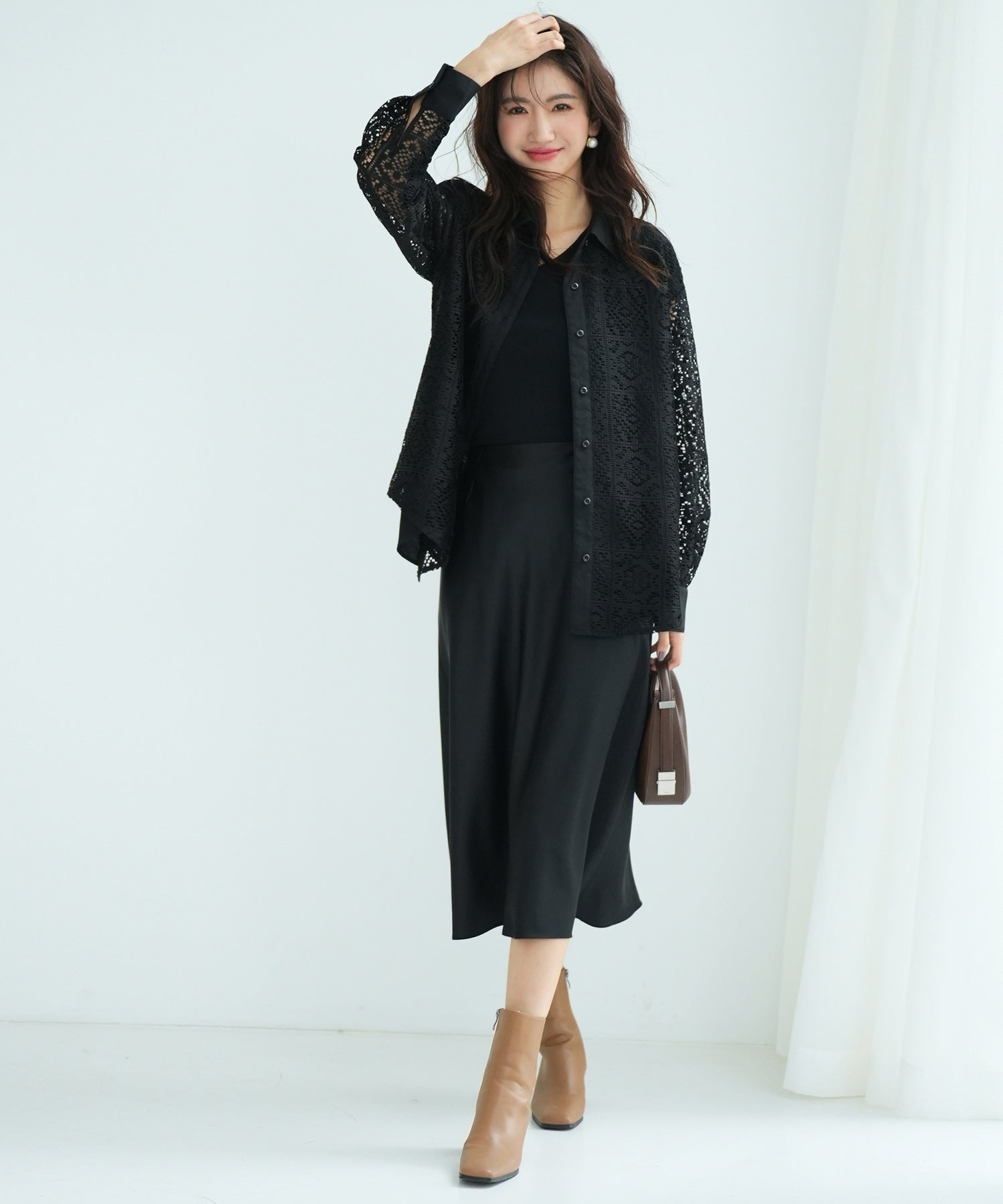SAISON DE PAPILLON Lace-up Oversized Shirt