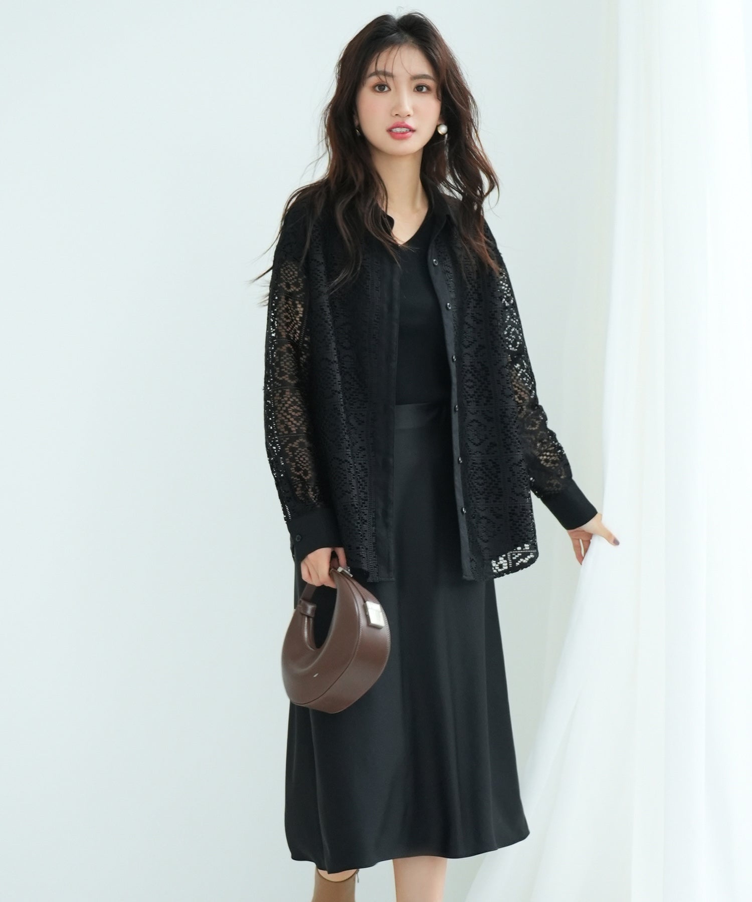 SAISON DE PAPILLON Lace-up Oversized Shirt