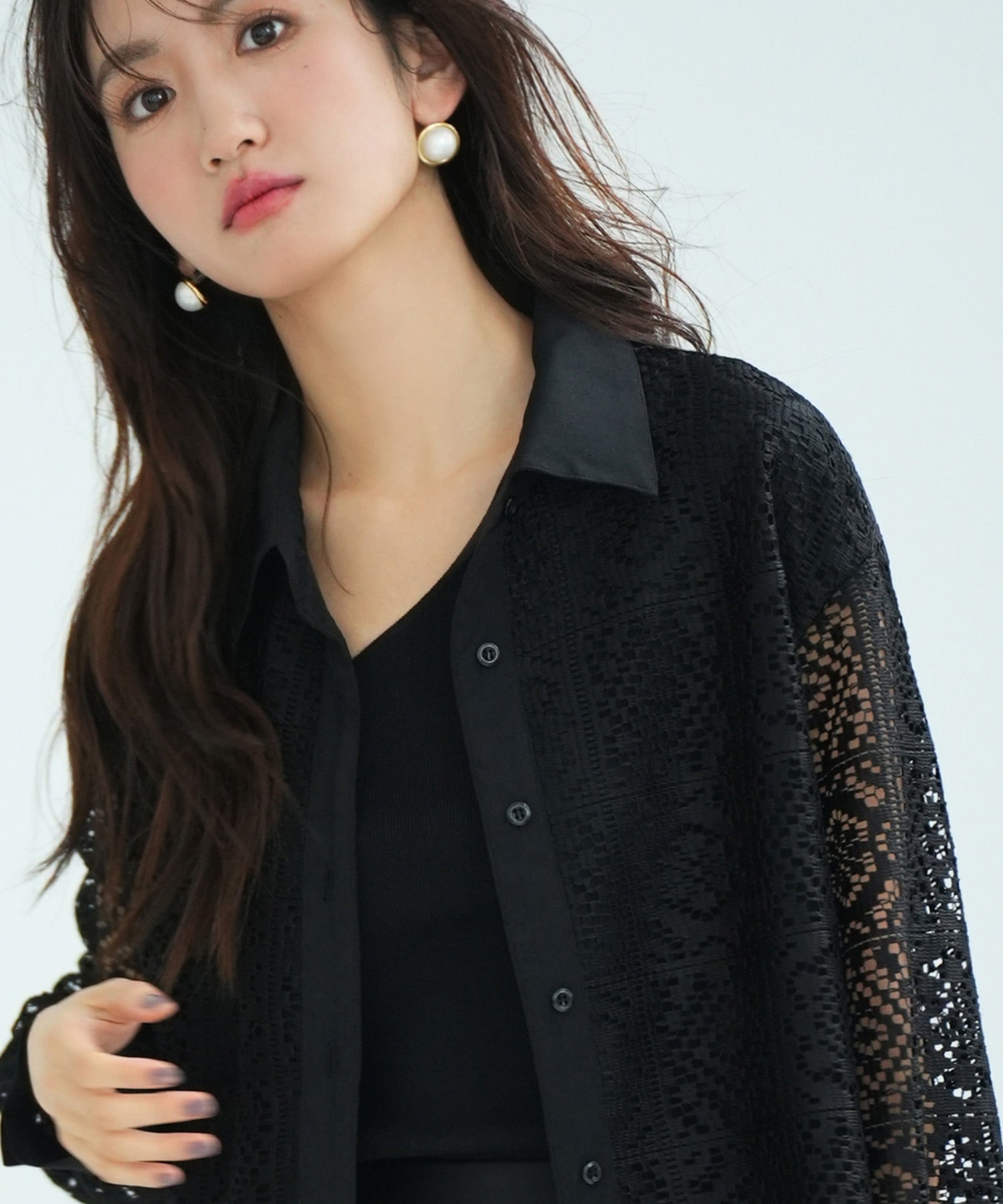 SAISON DE PAPILLON Lace-up Oversized Shirt
