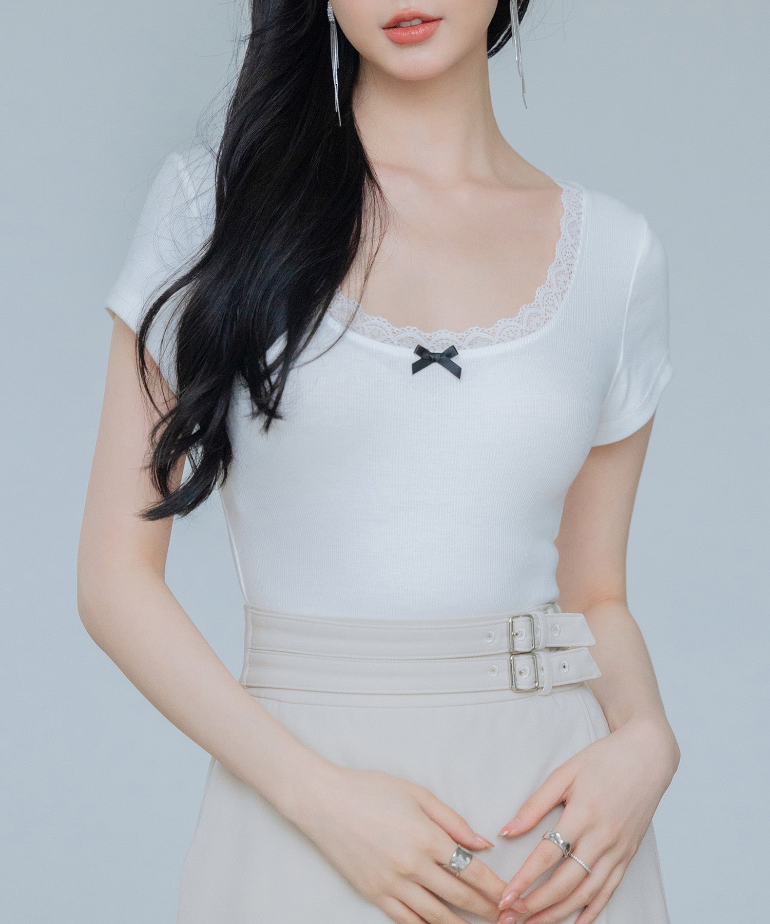 セゾンドパピヨン SAISON DE PAPILLON ネックレースとリボンカットソーTシャツ