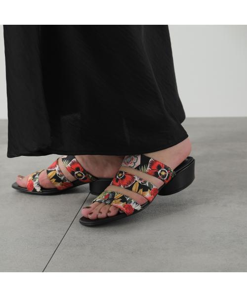 サルバトーレフェラガモ Salvatore Ferragamo FERRAGAMO サンダル MAYA 30 1 0736621 （NERO/ブラック） NERO/ブラック