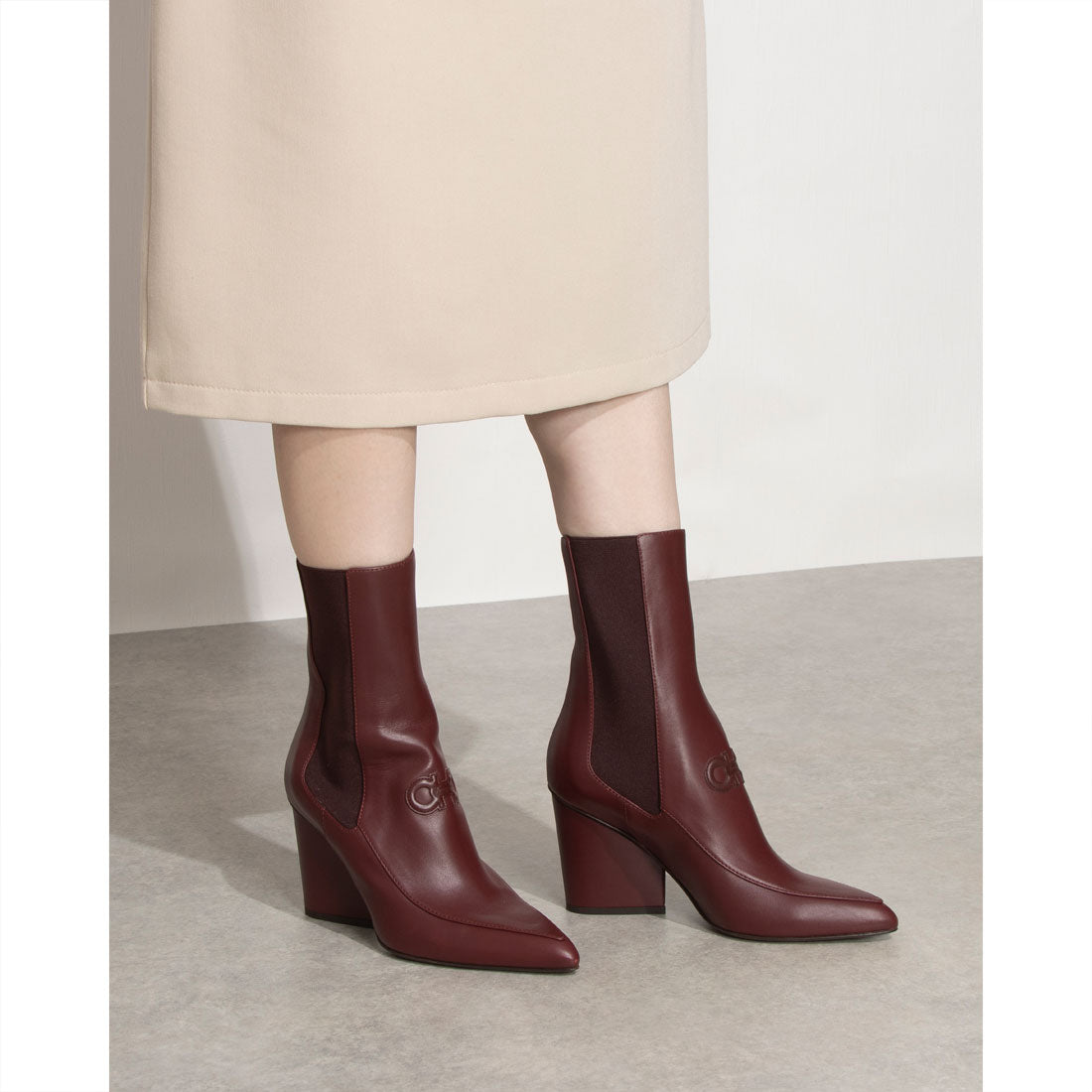 サルバトーレフェラガモ Salvatore Ferragamo Marine calfskin ankle boots