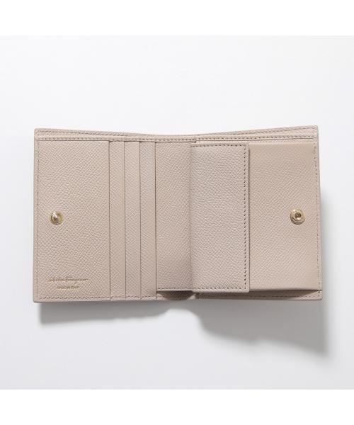 サルバトーレフェラガモ Salvatore Ferragamo FERRAGAMO 二つ折り財布 THE GANCINI 22 D780 （087/STONE/ベージュ） 087/STONE/ベージュ
