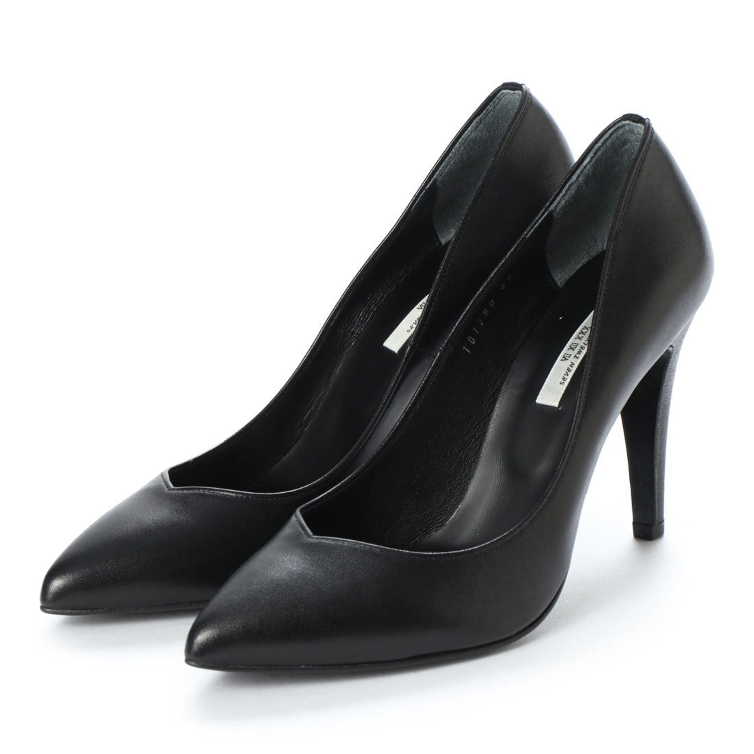 SEVEN TWELVE THIRTY Basic Pumps
