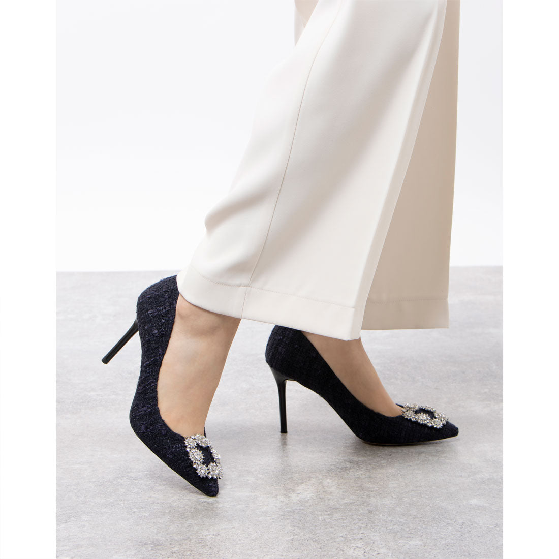 SEVEN TWELVE THIRTY Stiletto heel jewel buckle pumps