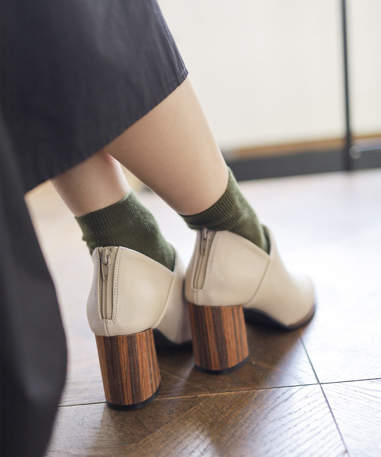 SESTO Wood Heel Booties